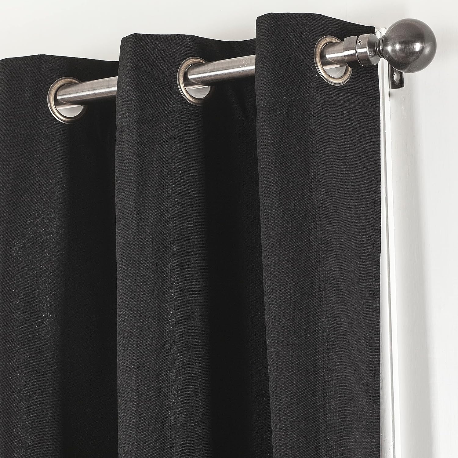 Empire Home Fashion Cortinas 100% opacas para ventana, con aislamiento térmico, parte trasera negra y ojales, 7 colores, 4 tamaños (negro, 37