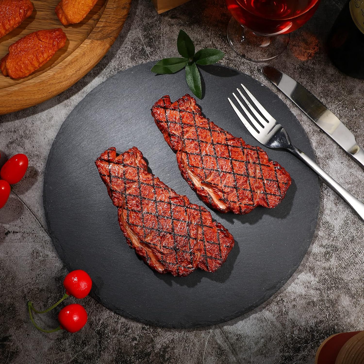DOITOOL 2 piezas de comida de juego, filete falso artificial, filete de simulación de alimentos, modelo realista de carne asada cocida, filete de