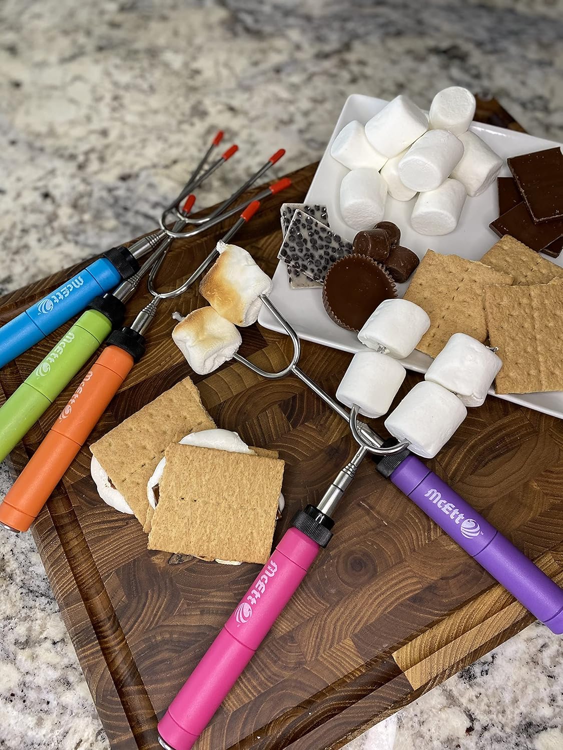 Kit de palos para asar malvaviscos, 5 tenedores telescópicos de acero inoxidable giratorios de 34 pulgadas para barbacoa, bolsa de lona y