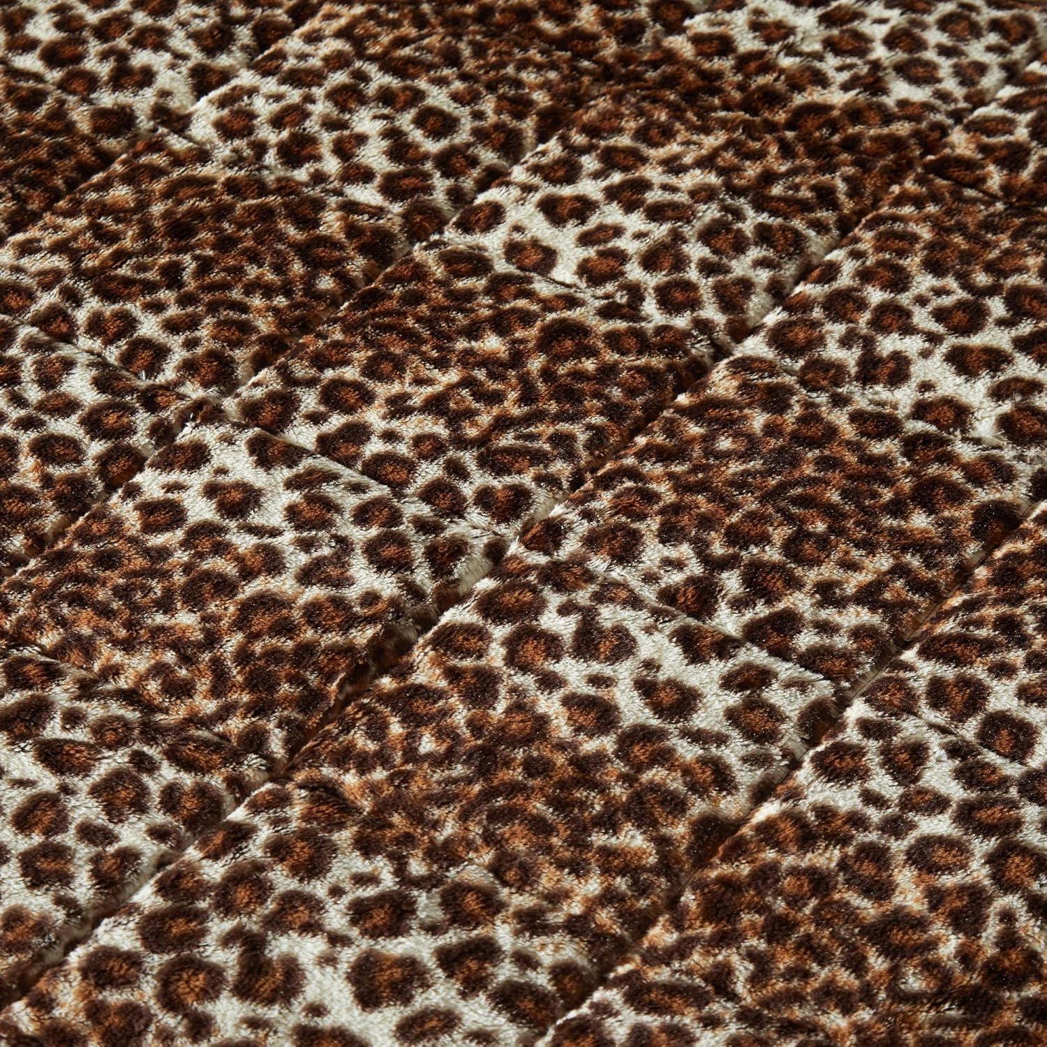 Dearfoams Manta con peso de piel sintética con estampado animal súper suave de 12 libras, 48 x 72 pulgadas