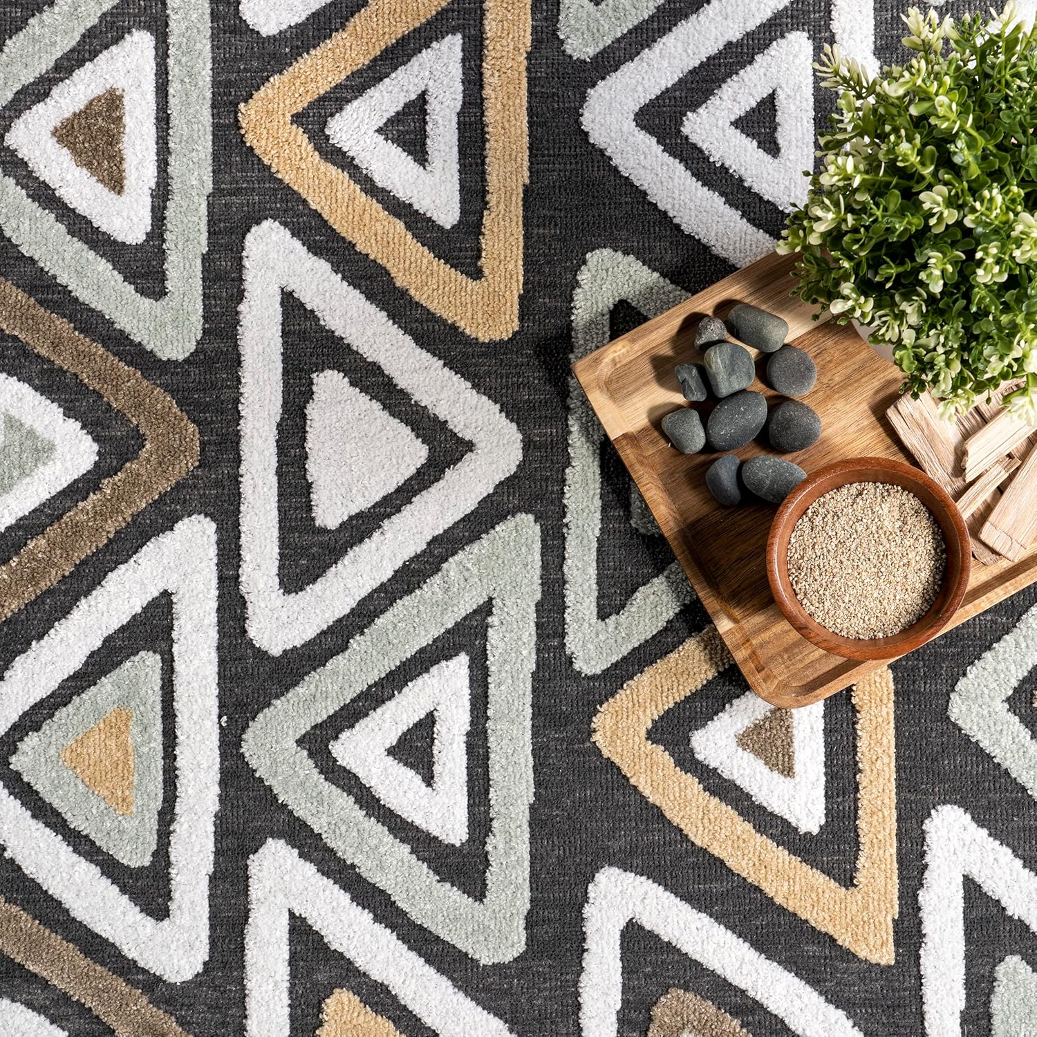 nuLOOM Aneka – Alfombra de triángulos a rayas, lavable a máquina, 5×8, beige