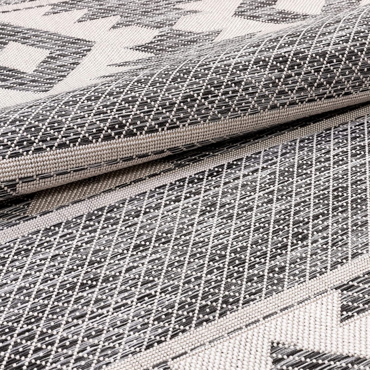 Well Woven Povie – Alfombra gris del suroeste de tejido plano con patrón de medallón de diamante (3 pies 11 pulgadas x 5 pies 3 pulgadas)
