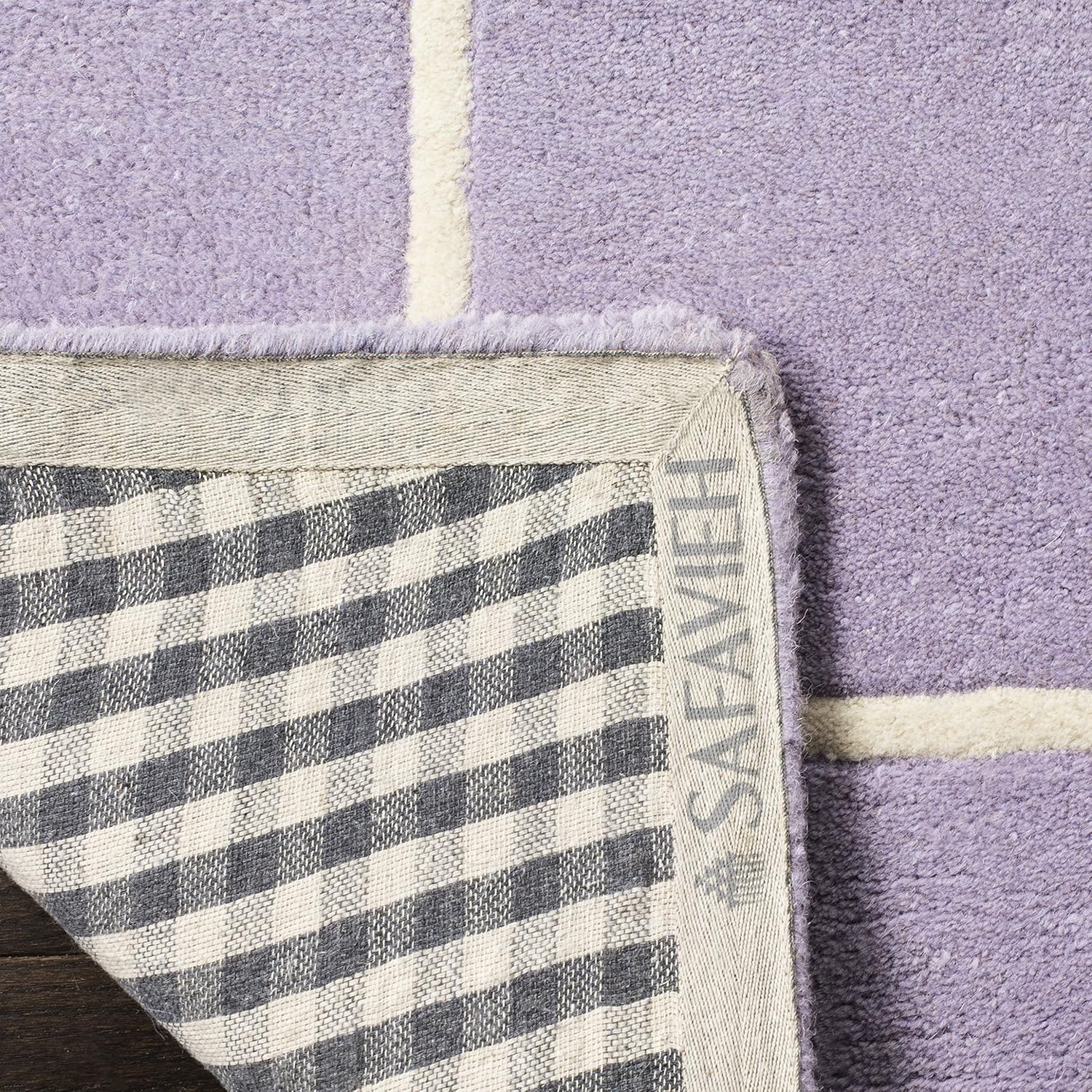 SAFAVIEH Bella Collection – Alfombra de área de 6 x 9 pies, lavanda y marfil, borde de lana punteada hecha a mano, ideal para zonas de alto tráfico