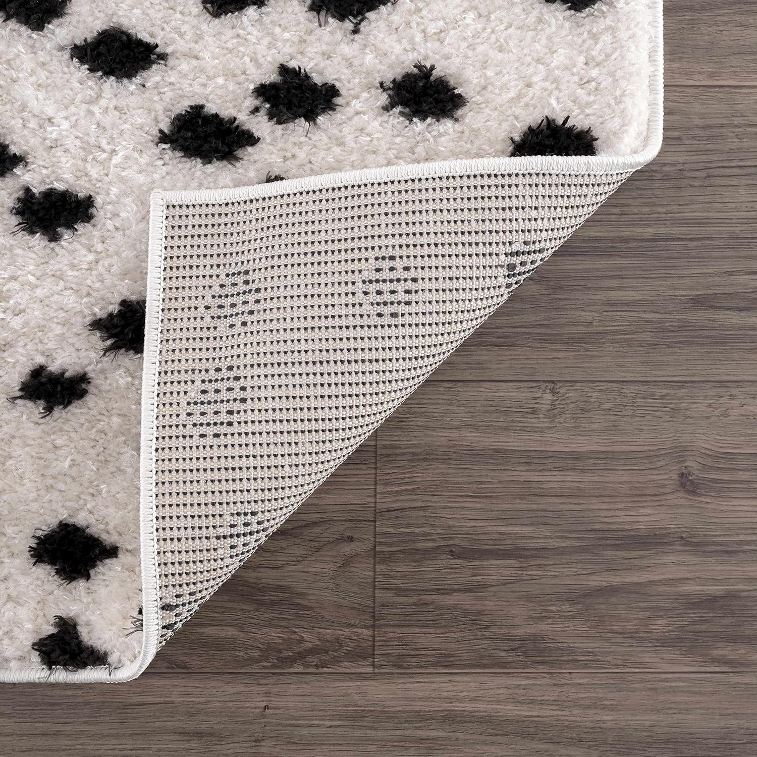 Hauteloom Tilos – Alfombra dálmata para sala de estar, dormitorio, cuarto de bebé, alfombra lanuda con patrón de puntos, pelo alto de felpa, negro,