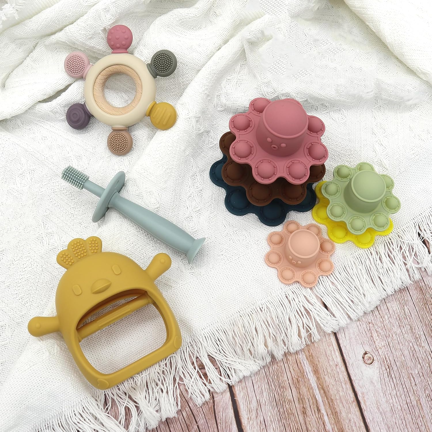 SIRELI – Juego de 4 juguetes de dentición para bebé, 100% silicona de grado alimenticio, sin BPA, juguete de 6 a 12 meses, juego de regalo para
