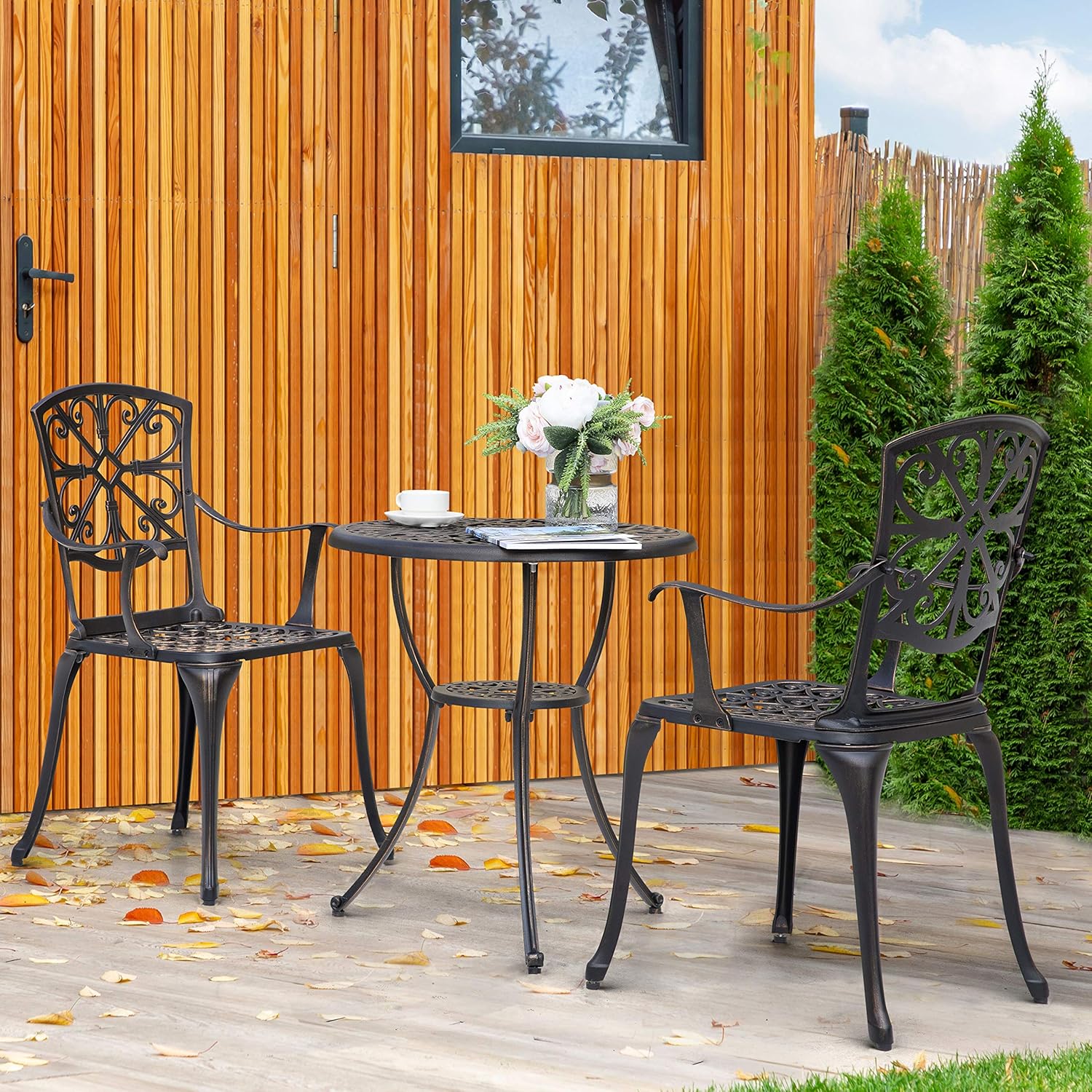 NUU GARDEN Bistro – Juego de 3 piezas para exteriores de aluminio fundido para todo tipo de clima, juego de mesa y sillas de patio con agujero para