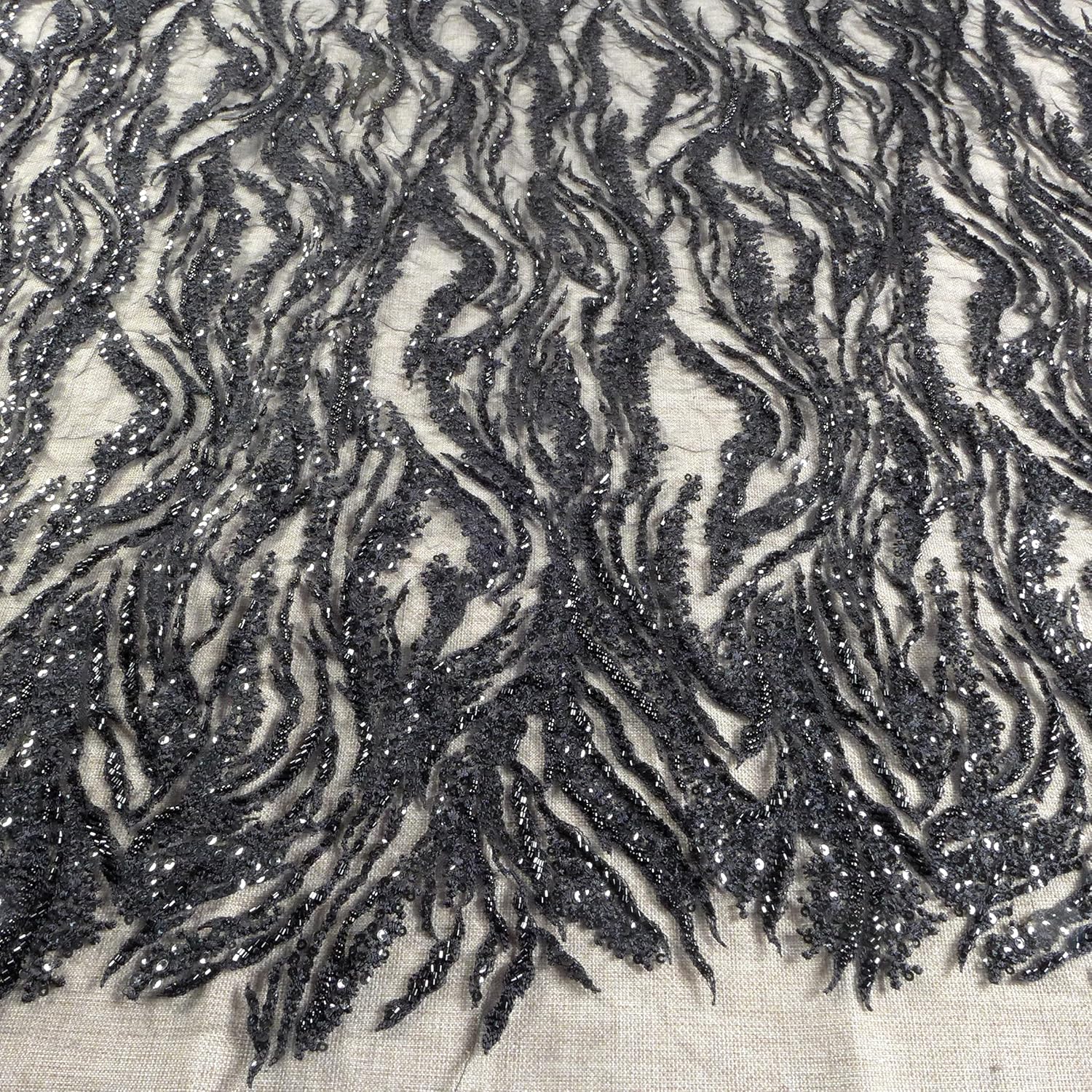 La Belleza popular tela de encaje con cuentas de 51 pulgadas de ancho, curva irregular simple fácil de cortar vestido de novia tela de encaje por