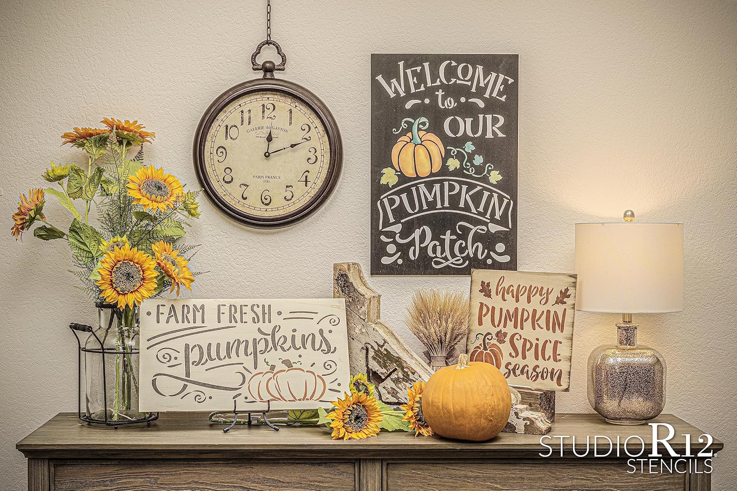 StudioR12 – Plantilla de calabazas frescas de granja  Decoración para el hogar con escritura de otoño  Pintar carteles de madera de cosecha de otoño