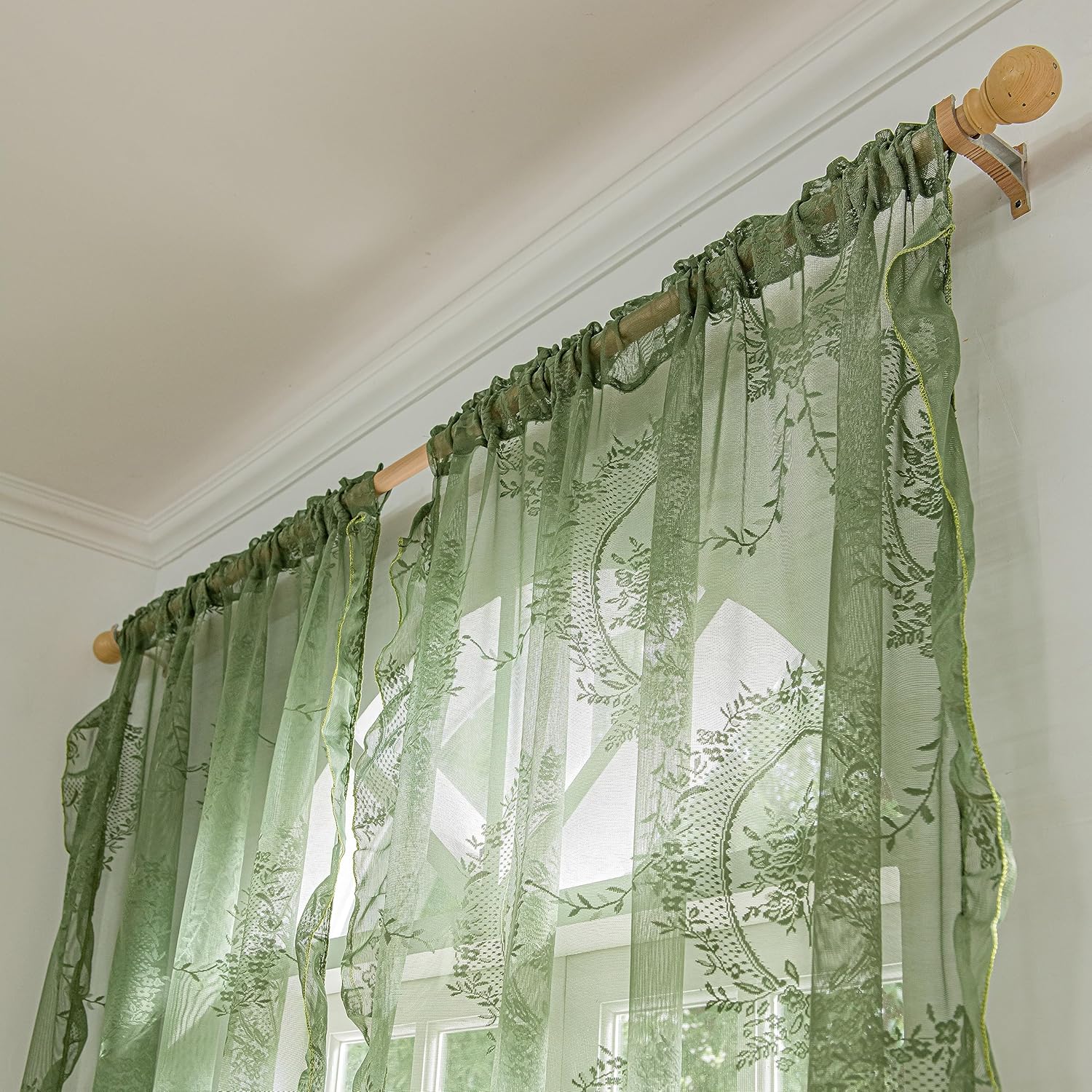 Sutuo Home Juego de 2 cortinas de encaje verde oliva de 84 pulgadas de largo, paneles transparentes con bordado floral rosa con volantes, par de