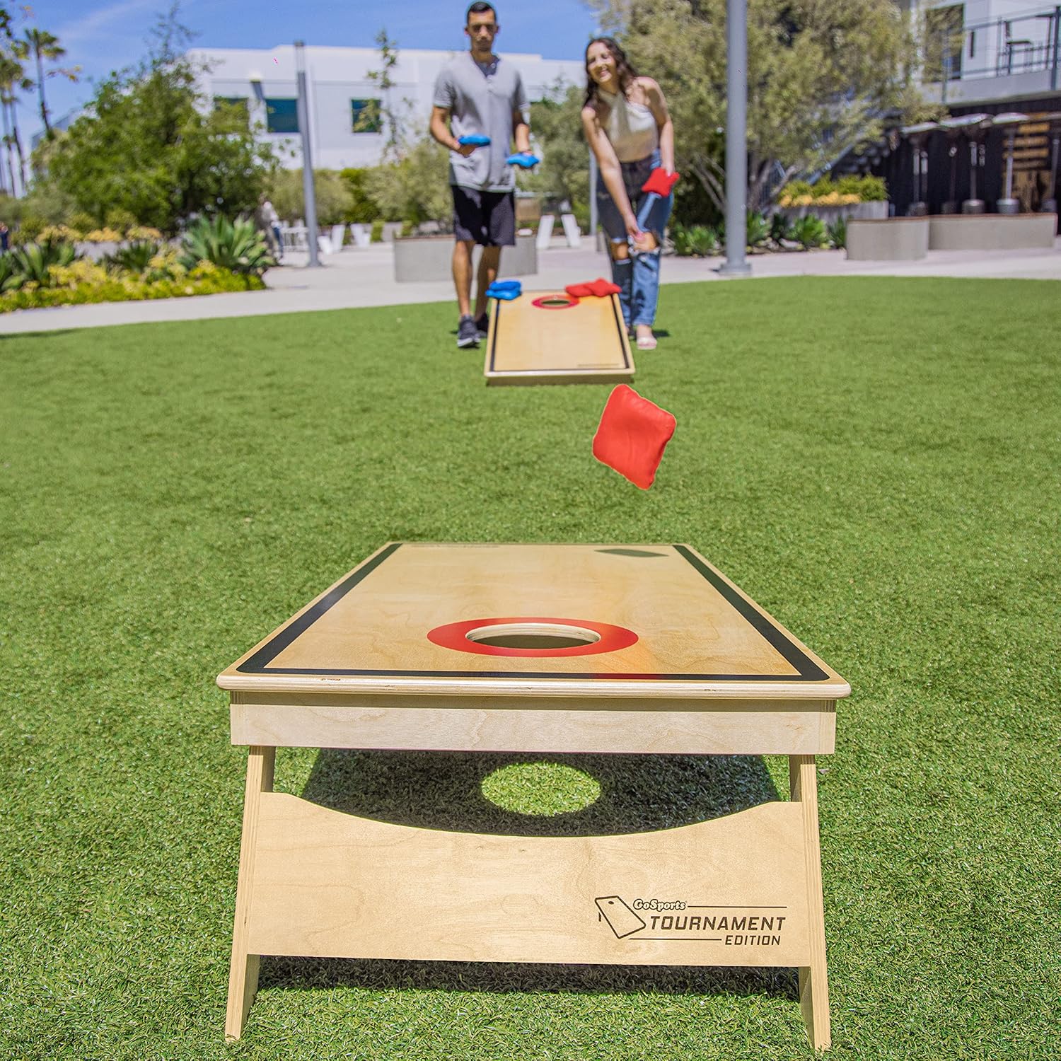 GoSports Tournament Edition – Juego de cornhole reglamentario  Tablas de madera de 4 x 2 pies con 8 bolsas de frijoles de doble cara (deslizantes y