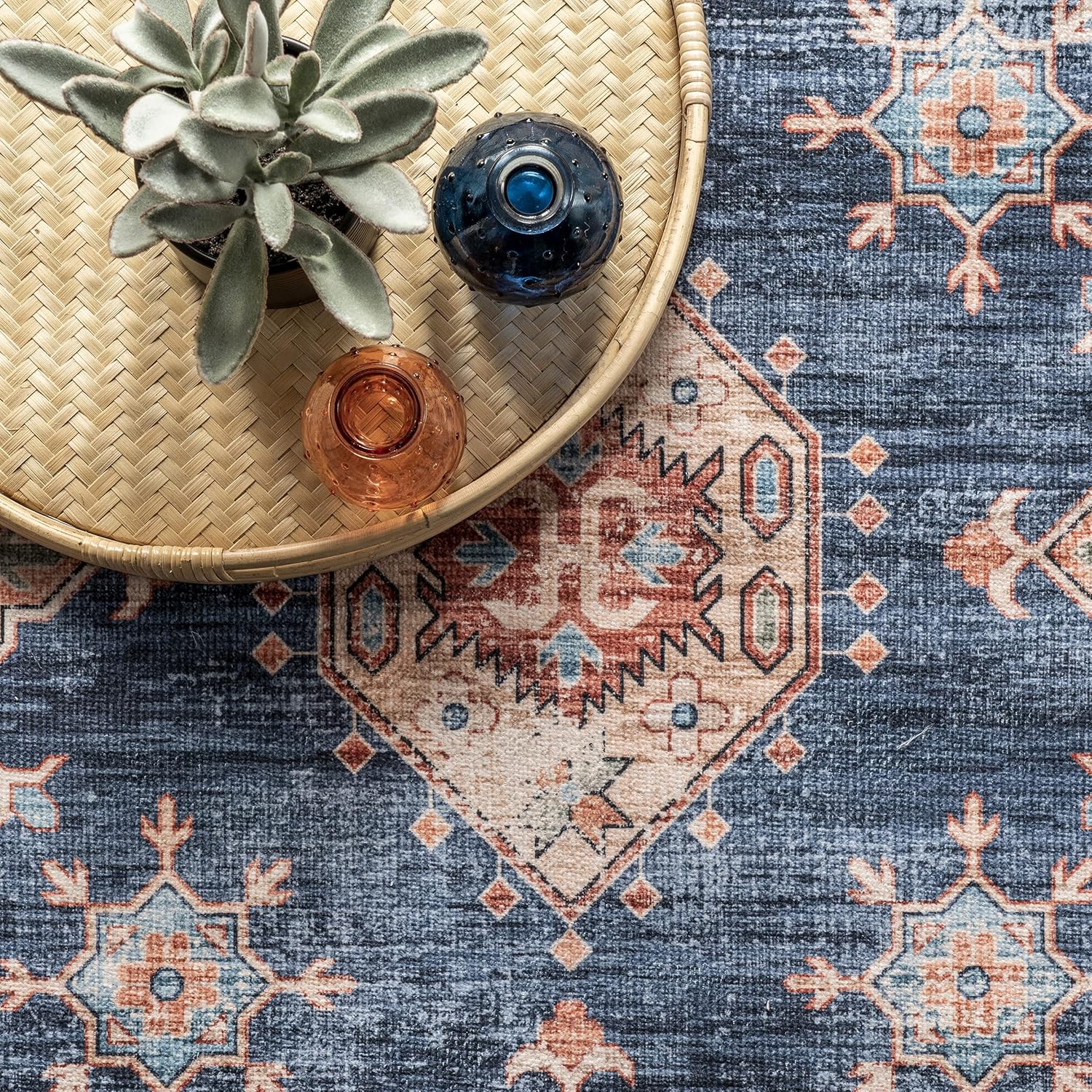 nuLOOM Finley – Alfombra de área ultra fina, lavable a máquina, estilo vintage, envejecida, 8 x 10 pies, azul marino