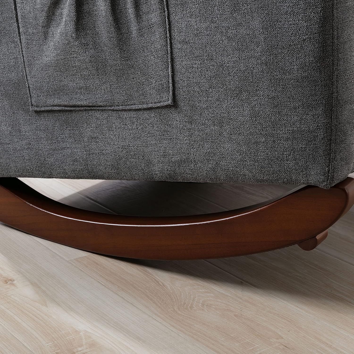 Silla mecedora para guardería, asiento tapizado de tela con respaldo alto y reposabrazos, ideal para lactancia, silla cómoda para sala de estar con