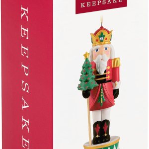 Hallmark Keepsake Adorno de Navidad 2023, edición especial de cascanueces nobles, adorno de porcelana, regalos para ella Hallmark Keepsake Adorno de Navidad 2023, edición especial de cascanueces nobles, adorno de porcelana, regalos para ella