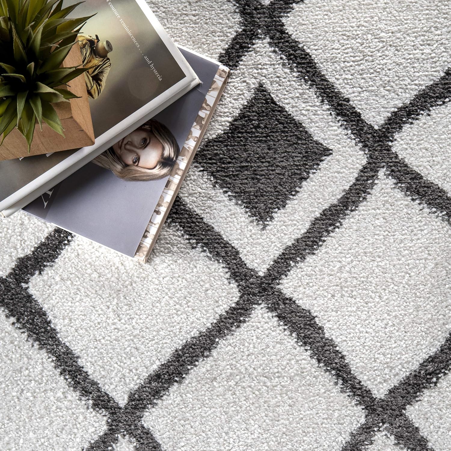 nuLOOM Remi – Alfombra moderna de celosía, 5 x 8 pies, color blanco y negro, rectangular