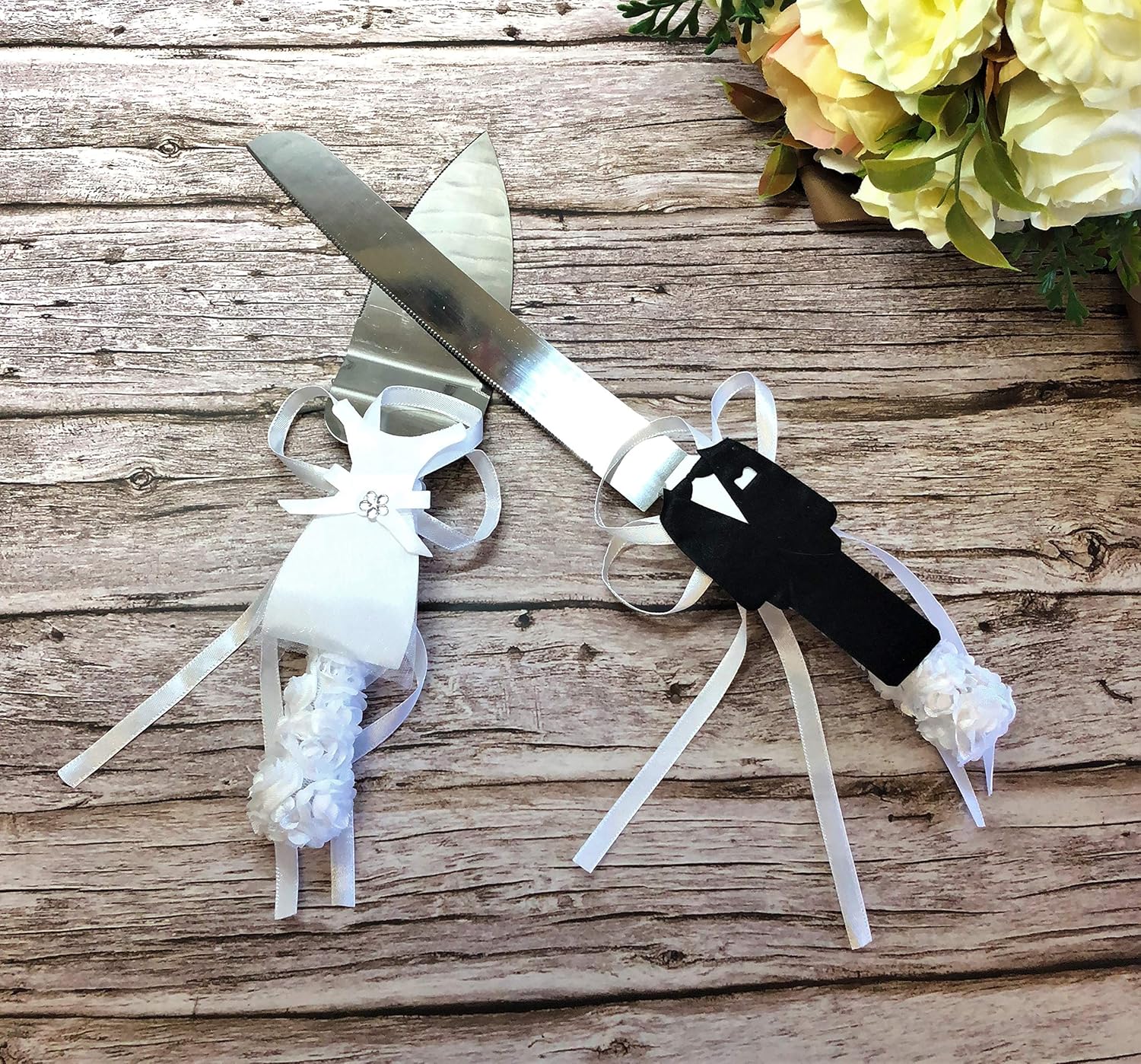 Juego de cuchillos y servidores para tartas de boda (5706-W)
