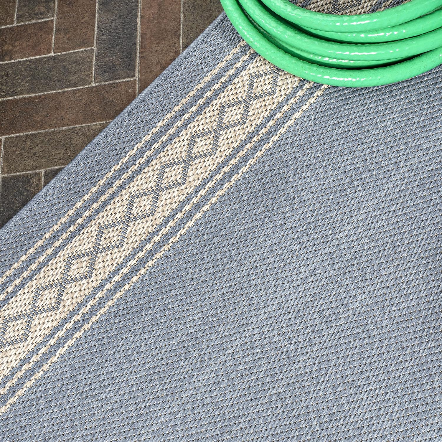 JONATHAN Y SMB207C-3 Lucia Classic Diamond Border – Alfombra para interiores y exteriores, granja, tradicional, sólida, fácil limpieza, dormitorio,