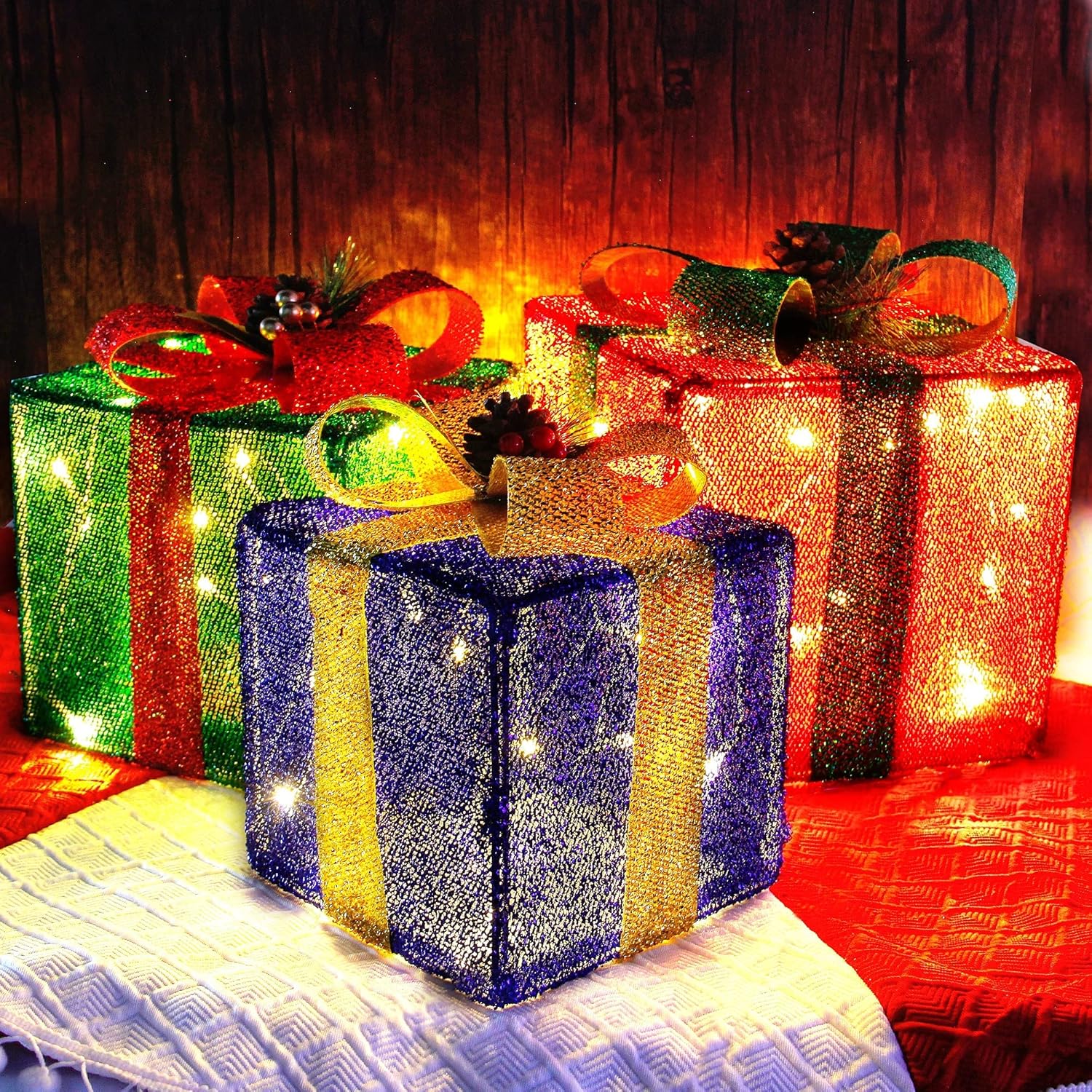 Twinkle Star Juego de 3 cajas de regalo de Navidad iluminadas, caja de regalo de oropel, 60 luces LED preiluminadas, adorno de falda de árbol,