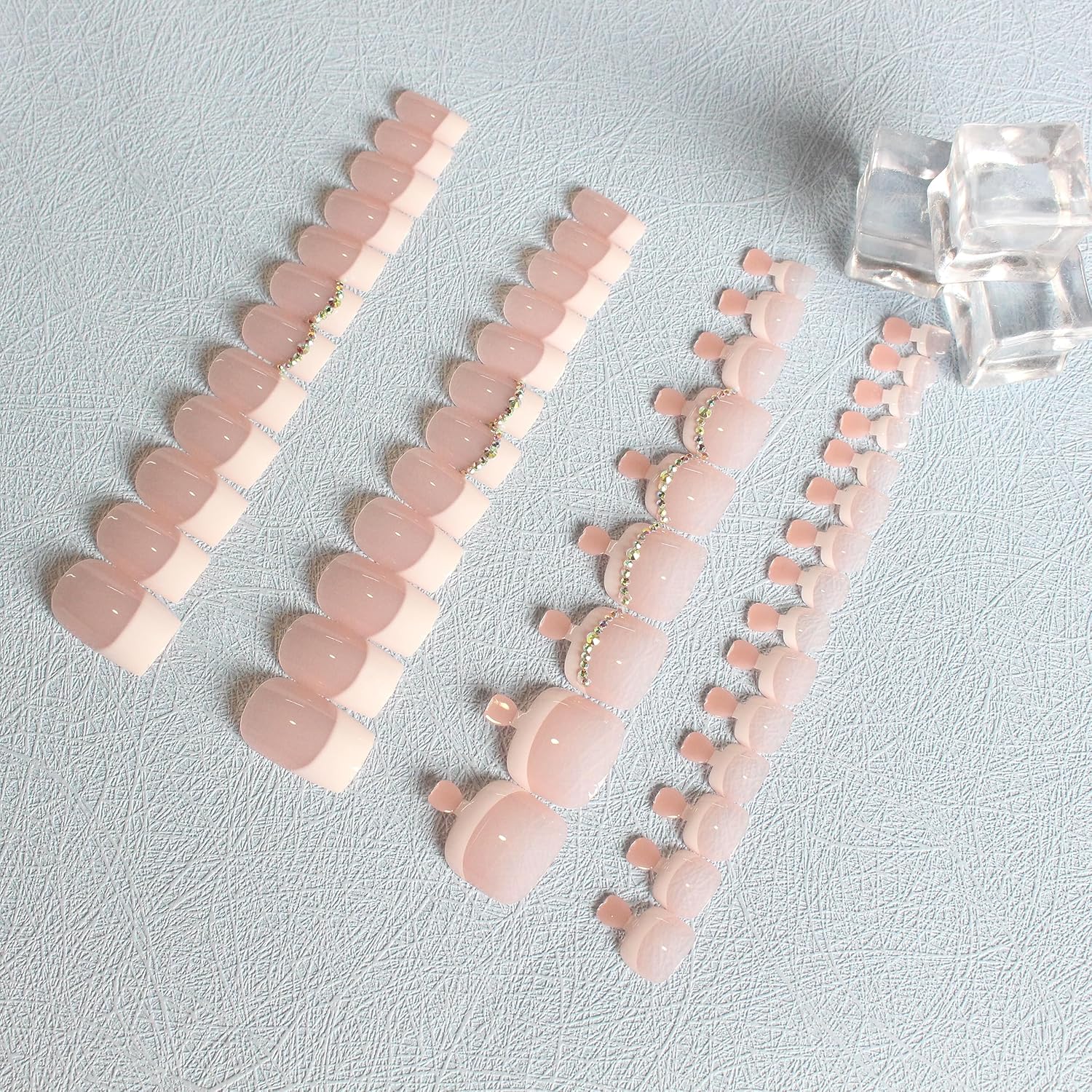 Xcrear – Juego de uñas postizas a presión francesas blancas con purpurina, uñas medianas y con pegamento, uñas postizas medianas y falsas, uñas