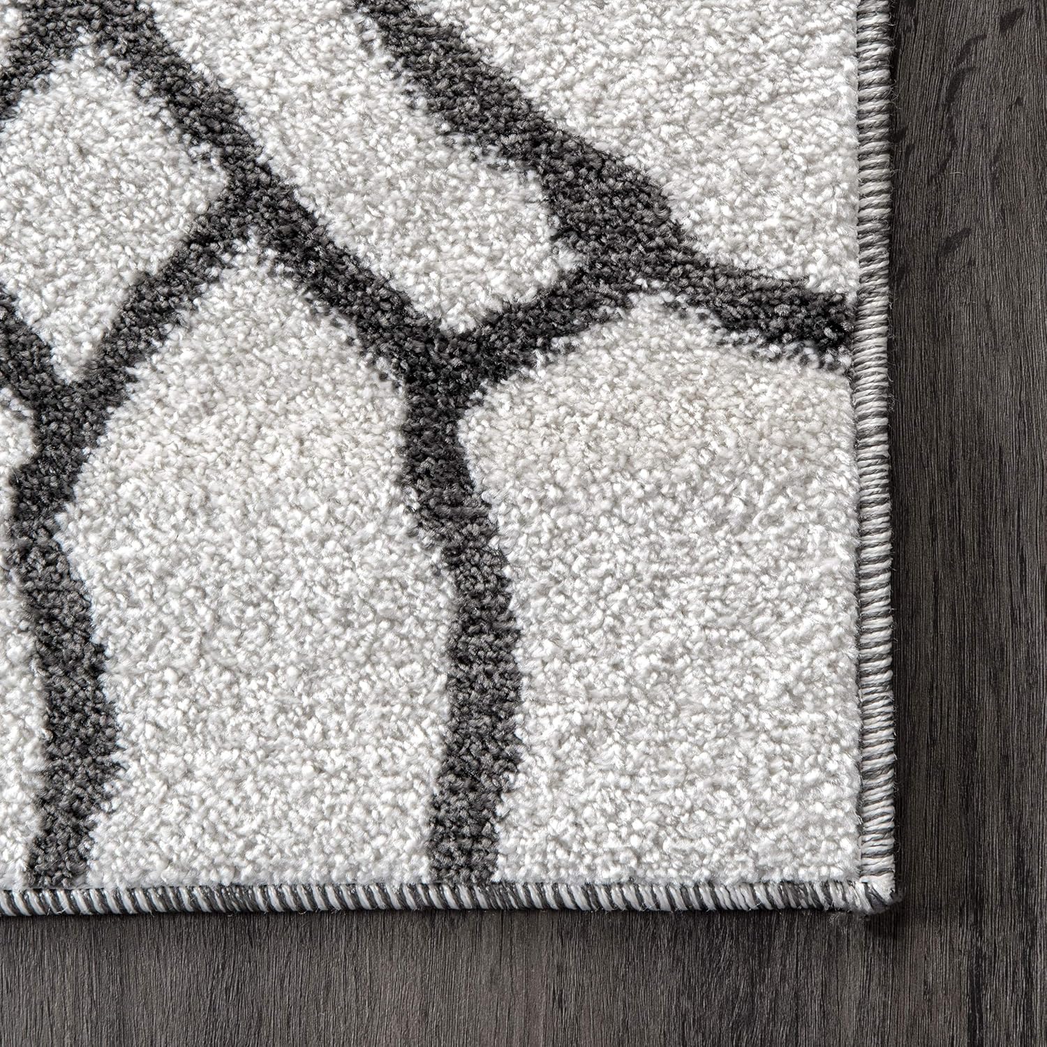 nuLOOM Remi – Alfombra moderna de celosía, 5 x 8 pies, color blanco y negro, rectangular