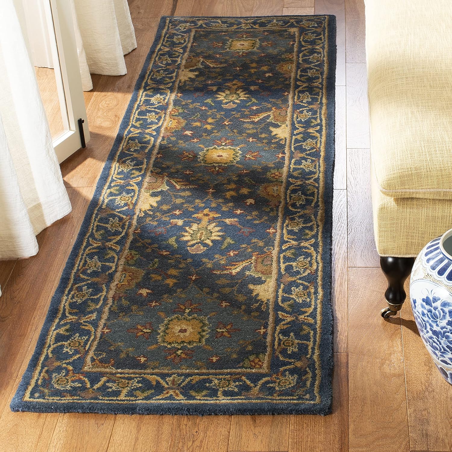 SAFAVIEH Antiquity Collection AT57A – Alfombra de pasillo de lana tradicional oriental de primera calidad, 2 pies 3 pulgadas x 12 pies, color azul