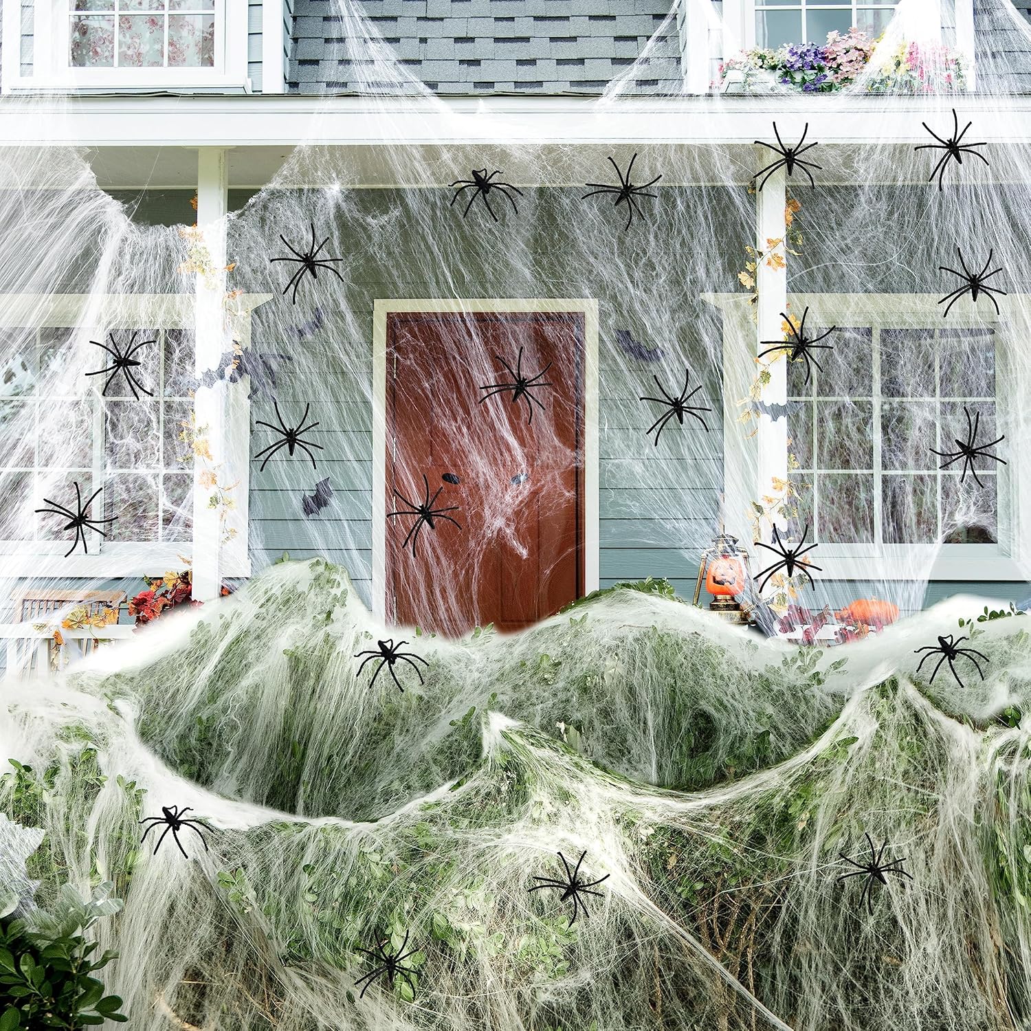 JOYIN Decoración de Halloween de araña de 1200 pies cuadrados con 80 arañas falsas, telarañas súper elásticas para Halloween, decoración de fiesta