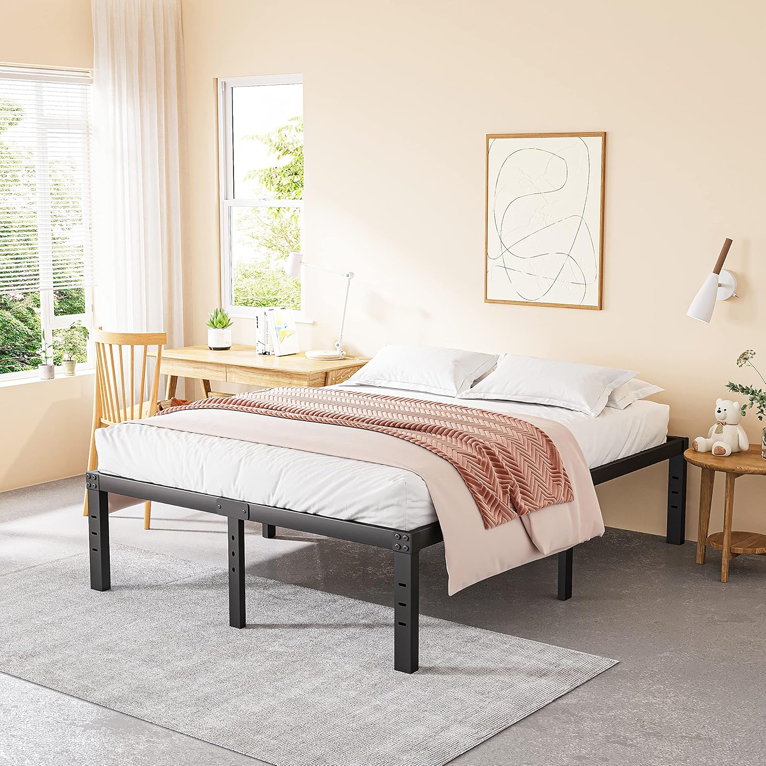 Base de cama de metal tamaño California King, soporte de listones de madera, 14 pulgadas de alto, no necesita somier, soporte resistente de 3500