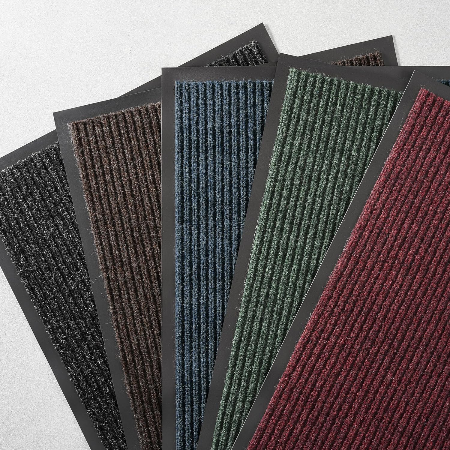 Consolidated Plastics Brush Dry – Tapete para entrada interior y exterior, 3 pies de ancho x 4 pies de largo, color carbón