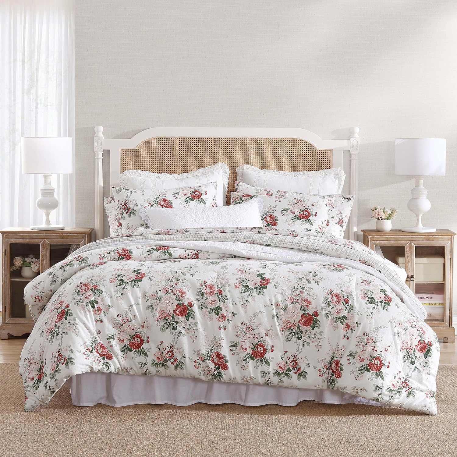 Laura Ashley – Juego de edredón King, ropa de cama reversible de franela de algodón cepillado con fundas a juego, lujosamente suave y cálida