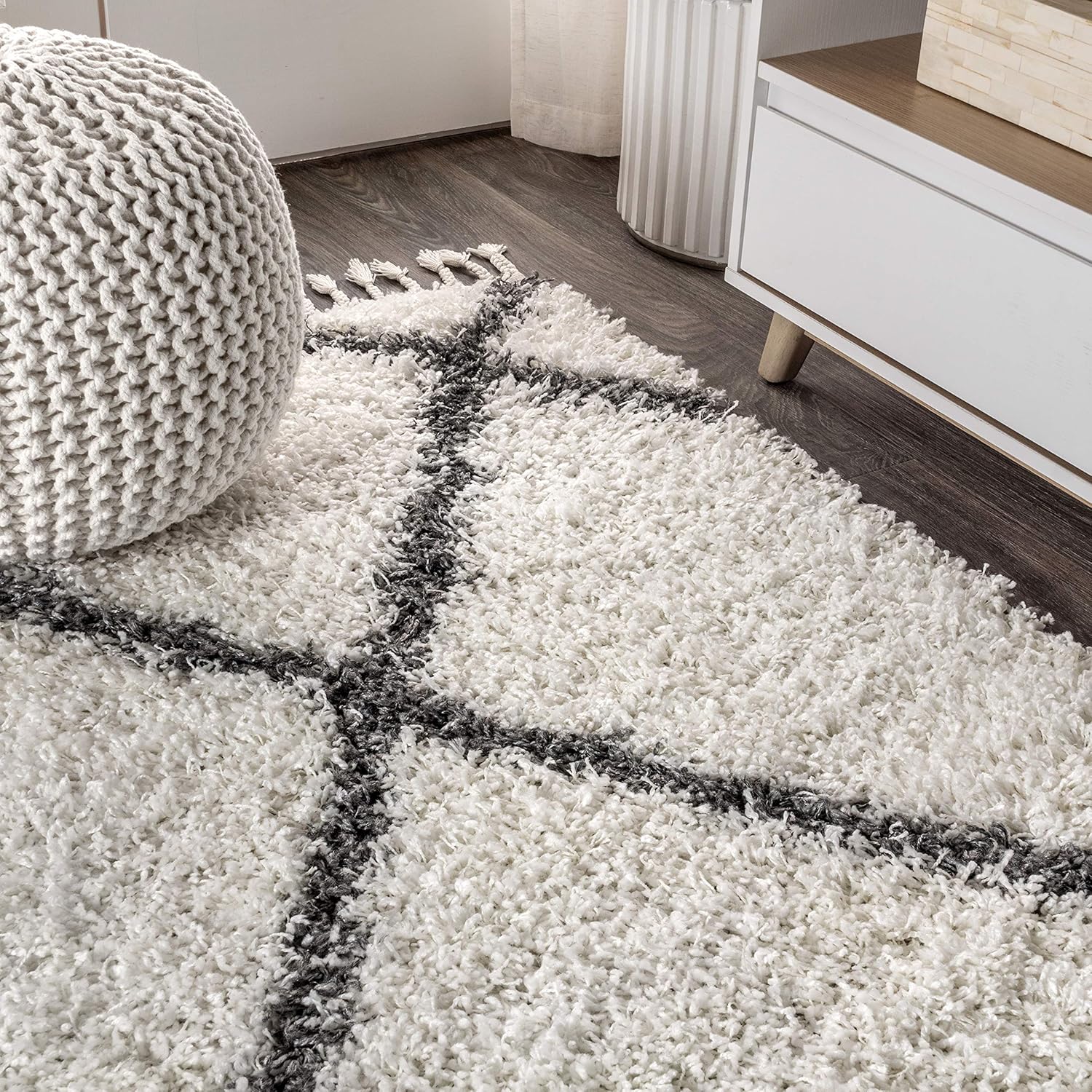 JONATHAN Y MCR104B-28 Mercer Shag – Alfombra de felpa con borlas geométricas marroquíes y enrejado para interiores, estilo bohemio, fácil de