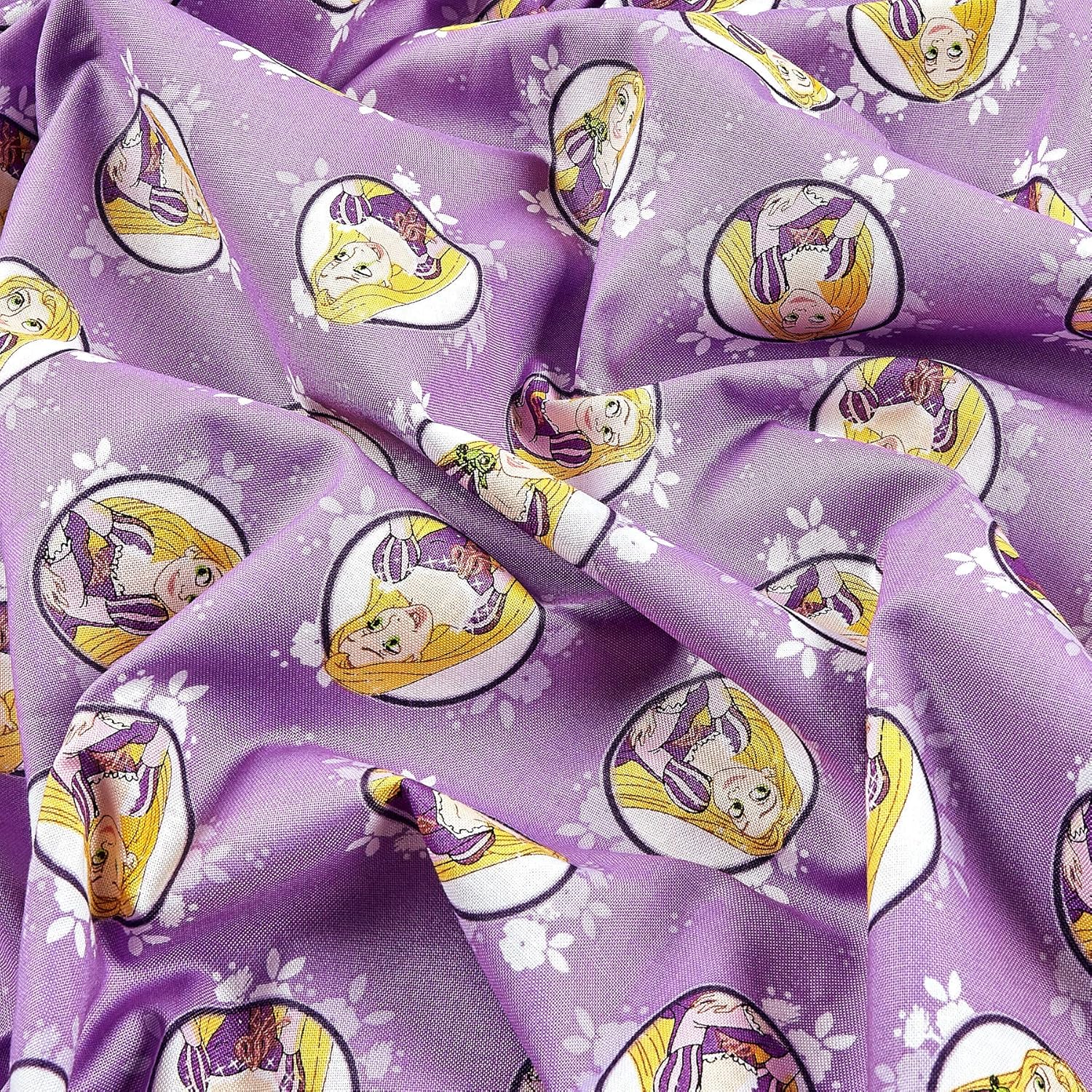 Eugene Textiles Disney Forever Princess Rapunzel en círculos en tela, morado, tela por yarda