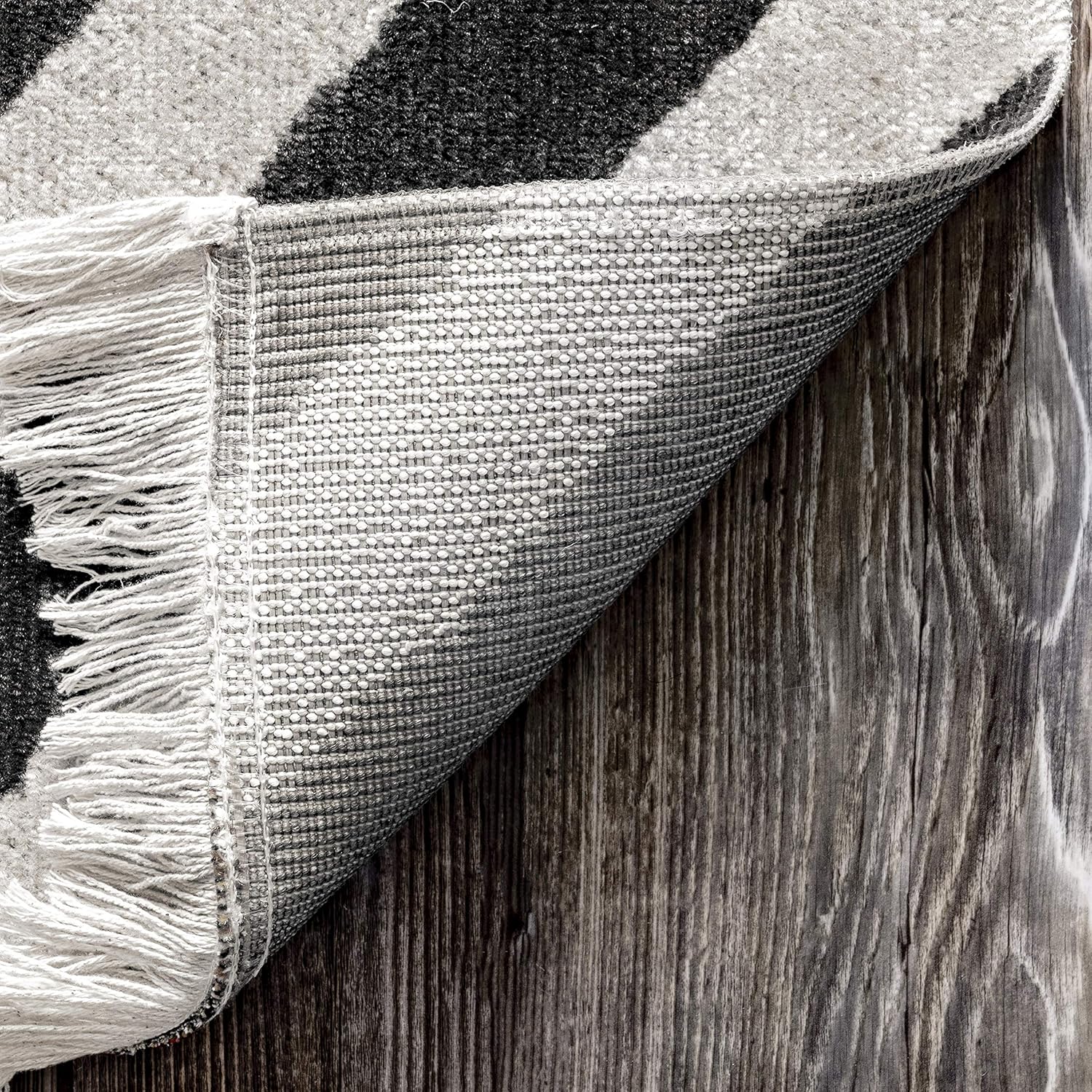 nuLOOM Rayne Diamond Fringe IndoorOutdoor Area Rug, 5×8, Black