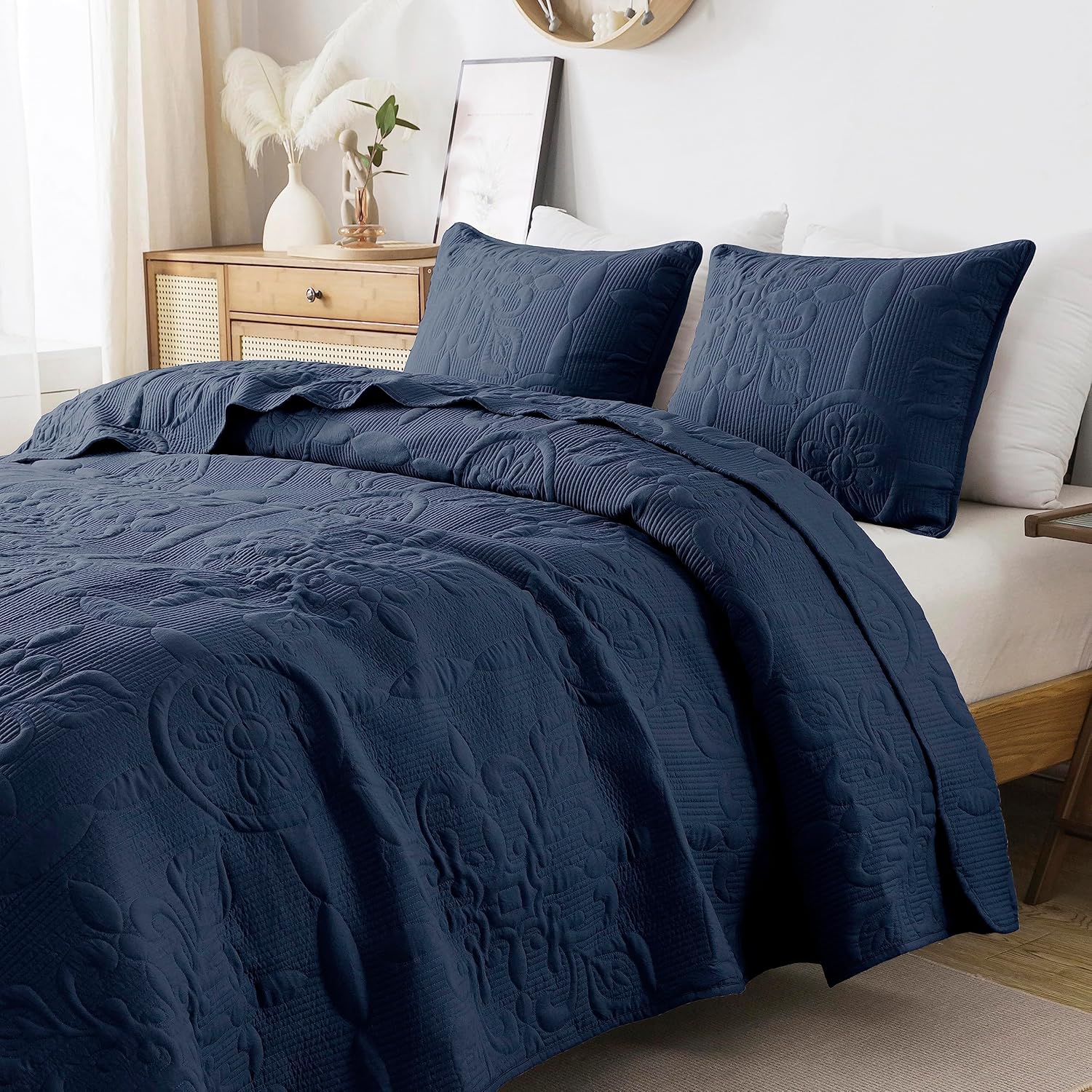 Juego de ropa de cama de damasco tamaño King con fundas de almohada, colcha ligera y suave, manta acolchada azul marino fina para todas las