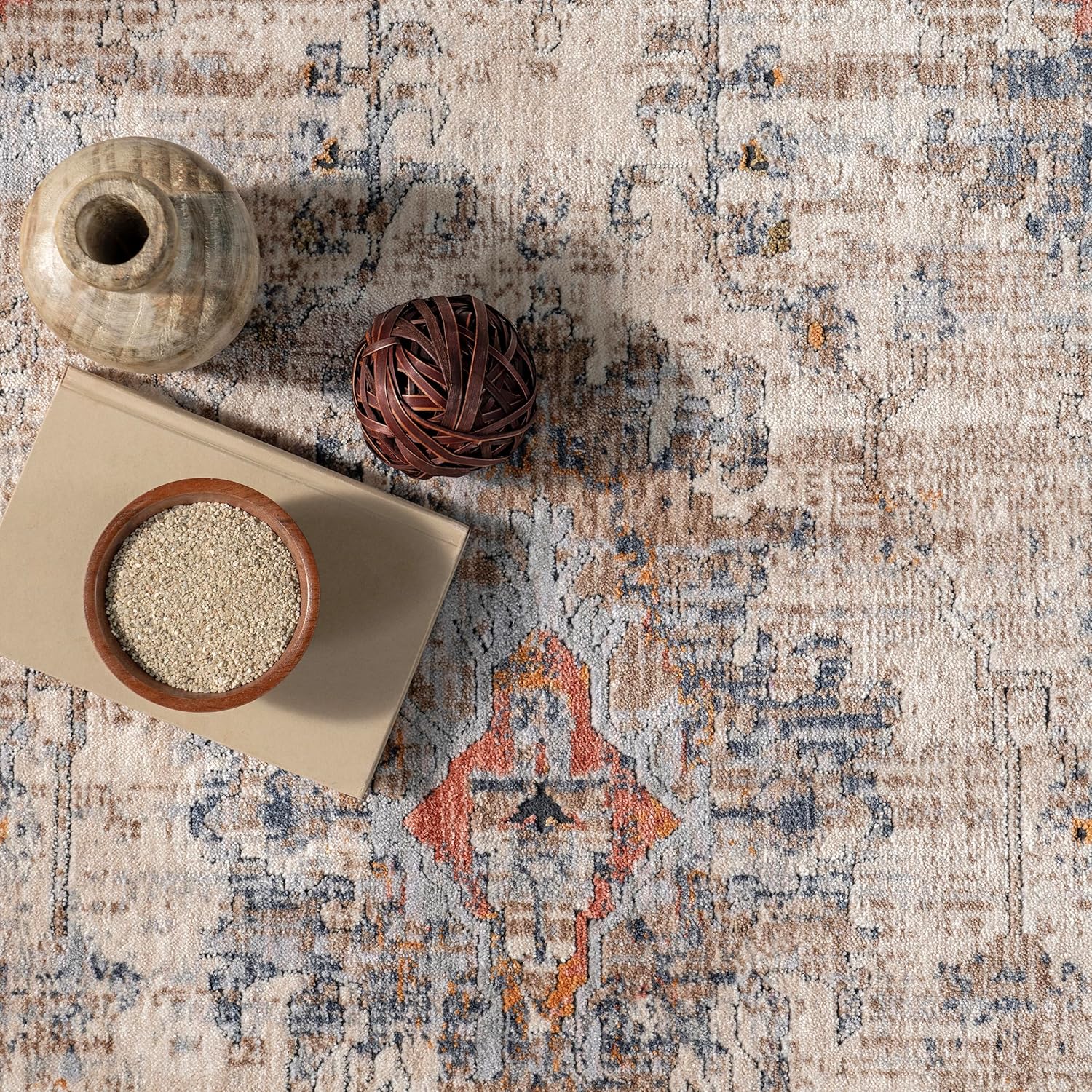 nuLOOM Yanet – Alfombra de pasillo floral y cachemira de 2 x 8 pies para sala de estar, dormitorio, comedor, entrada, pasillo, cocina, beige