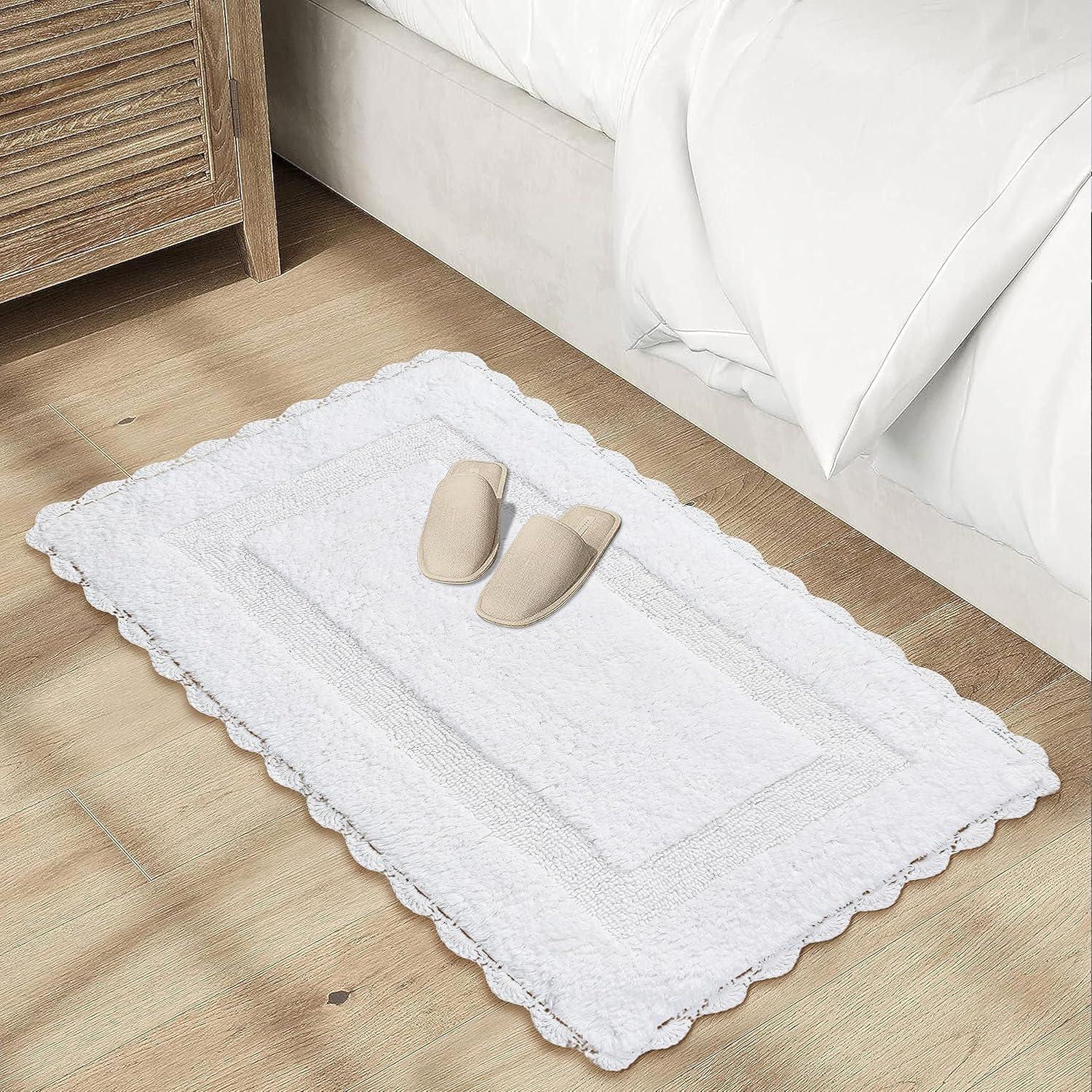 Alfombra de baño de algodón de ganchillo con antideslizante de 17 x 24 pulgadas, color blanco, 100% algodón puro, súper suave, felpa y absorbente,
