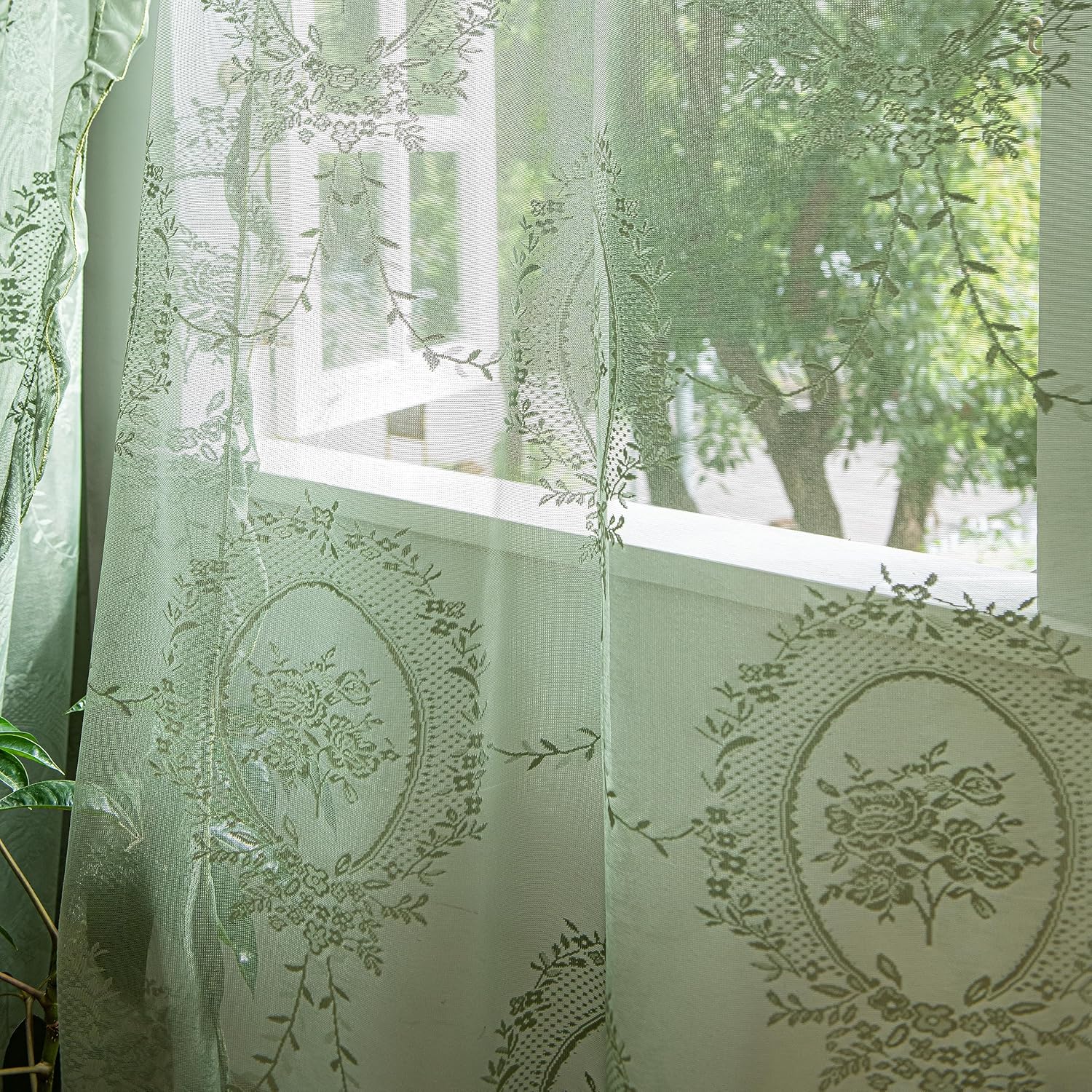 Sutuo Home Juego de 2 cortinas de encaje verde oliva de 84 pulgadas de largo, paneles transparentes con bordado floral rosa con volantes, par de