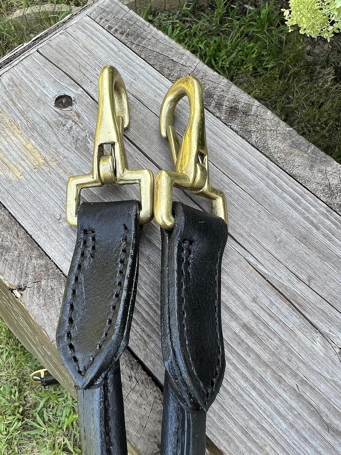Leaders – Cabestro de cuero para caballos con placa de nombre grabada personalizada, cabestro para caballo, negrolatón