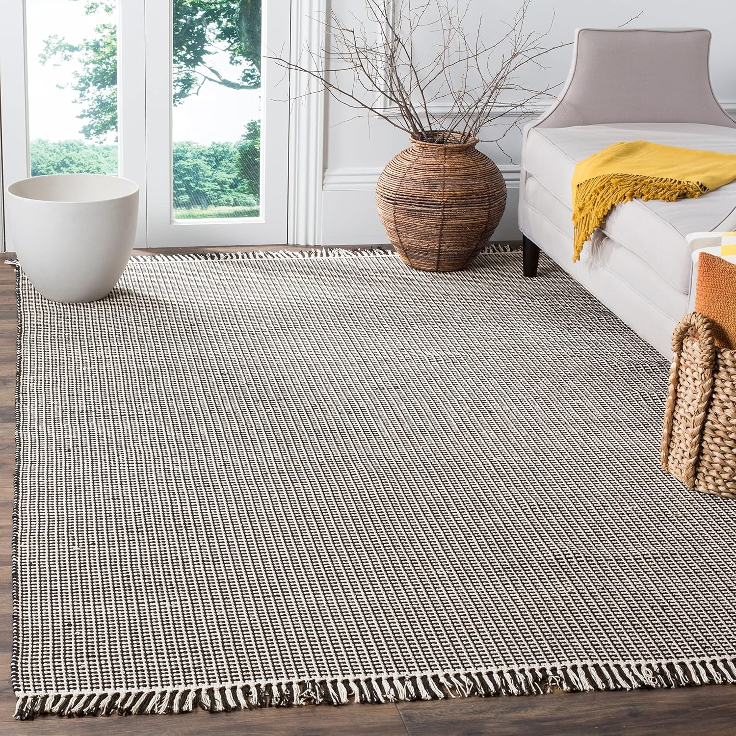 SAFAVIEH Montauk Collection – Alfombra decorativa de 4 x 6 pies, color marfil y verde, hecha a mano, tejido plano, bohemio, con borlas de algodón,