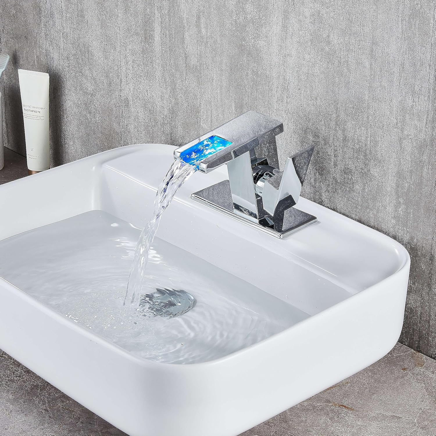 Grifo de lavabo de baño con luz LED para 1 agujero, cascada cromada, de una sola manija, grifos de tocador para lavabos con drenaje desplegable de