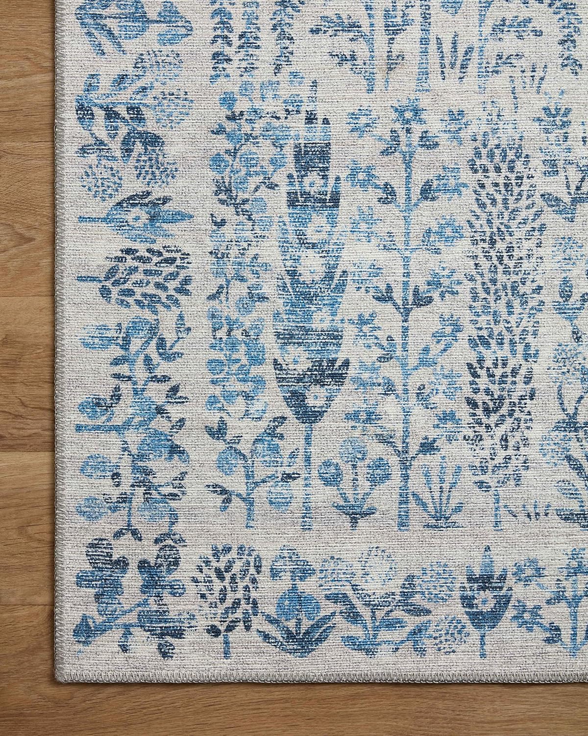 Loloi Rifle Paper Co. x Maison – Alfombra decorativa azul de 2 pies x 5 pies