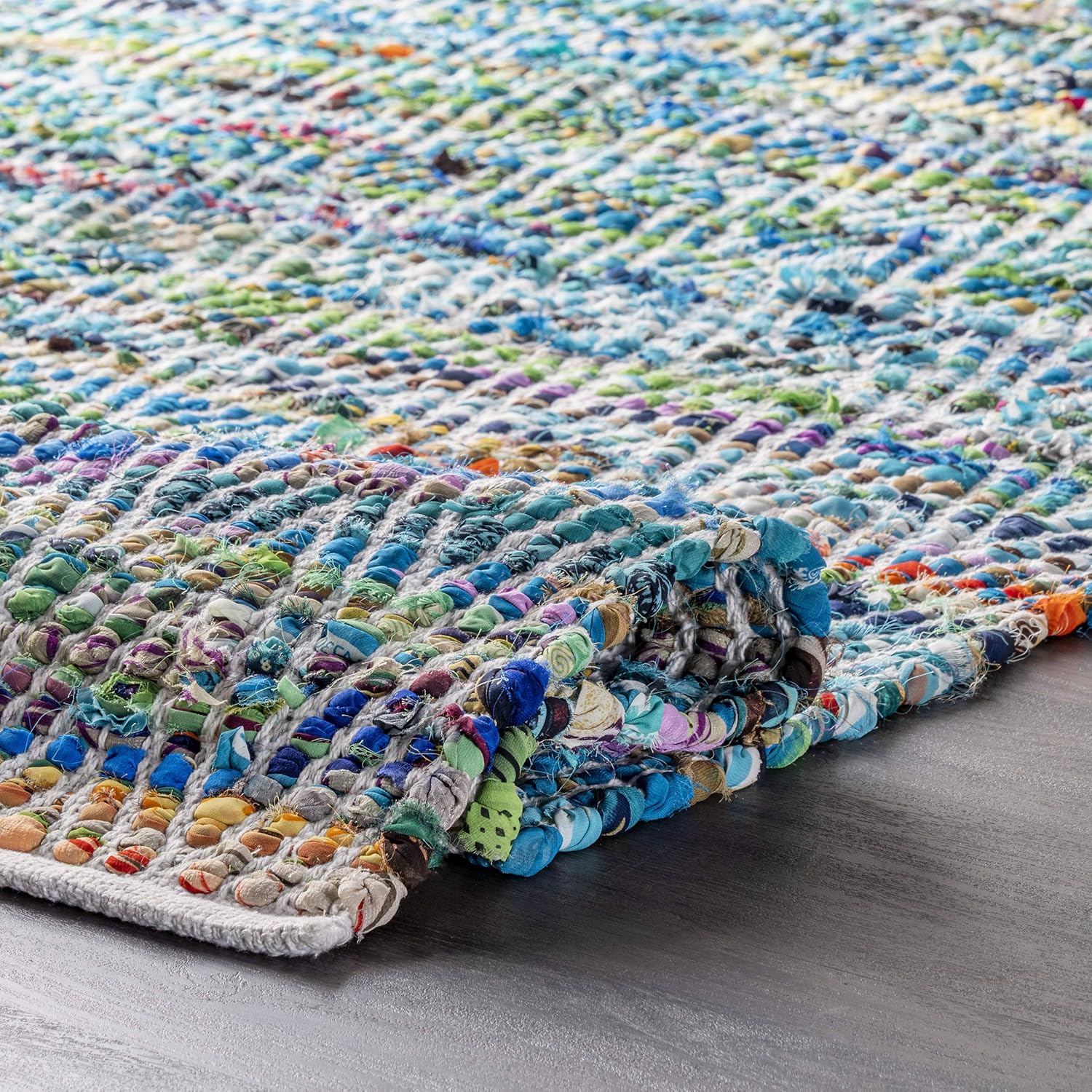 nuLOOM – Alfombra VIAG01A tejida a mano con patrón de galón