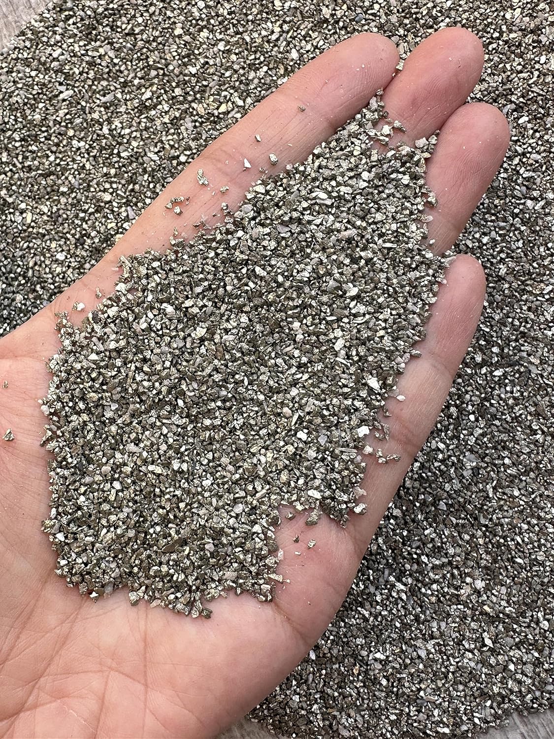 Chips de piedras preciosas semicrugadas naturales de 0.5 libras, mini cristales triturados, chips de cristal sin perforar (arena de pirita)