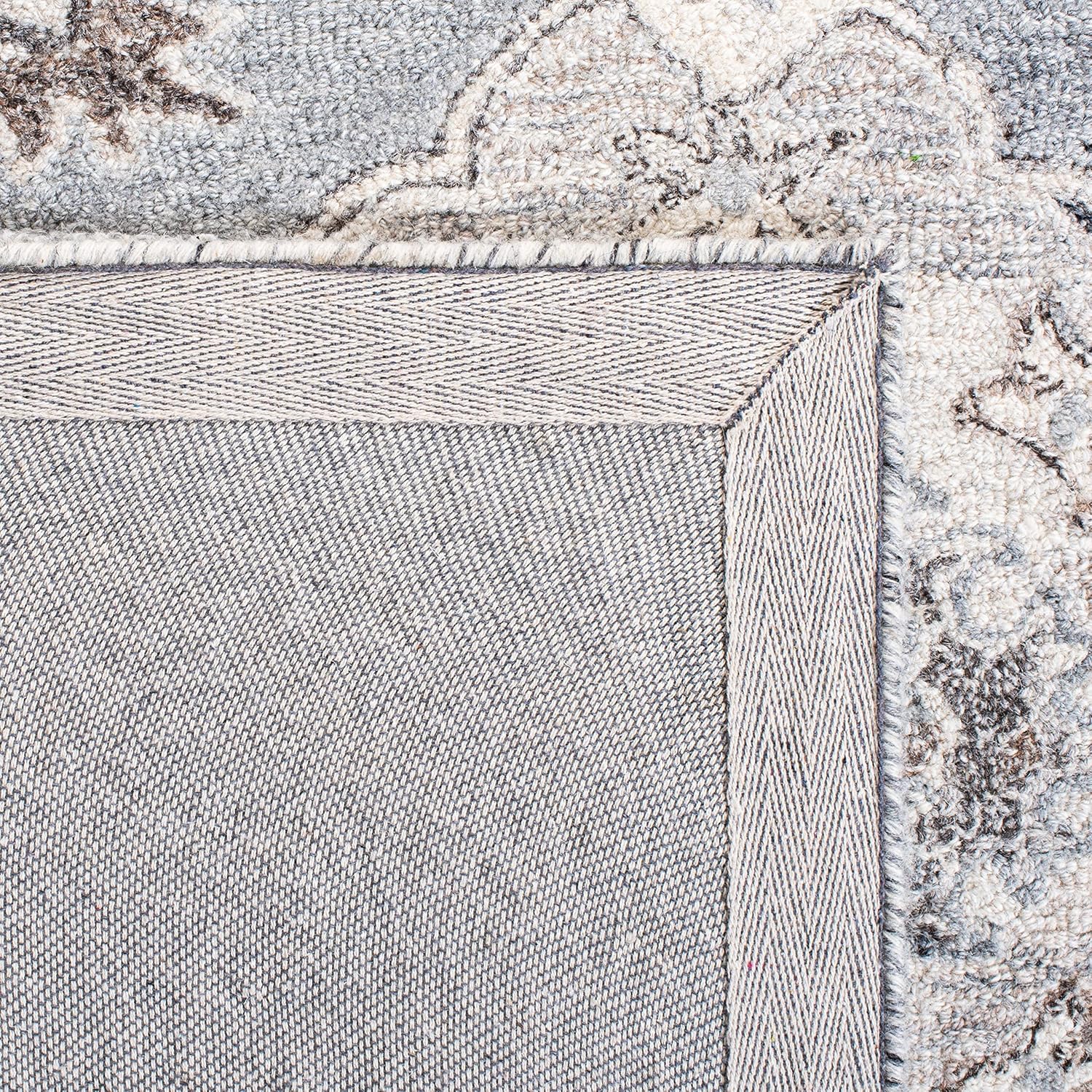Safavieh Suzani Collection – Alfombra de pasillo, 2 pies 3 pulgadas x 6 pies, gris y marfil, lana bohemia hecha a mano, ideal para zonas de alto