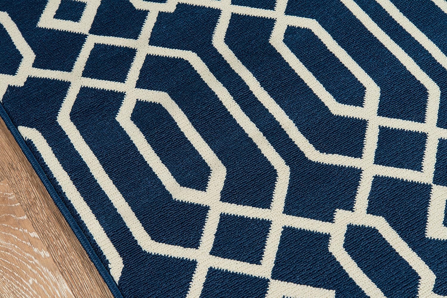 Momeni BAJA0BAJ-3CHR860D, baja Colección, 8’6″ x 13′, Carbón vegetal, Polipropileno, Azul marino