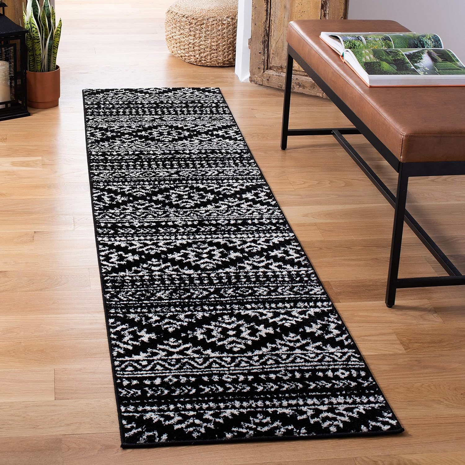 SAFAVIEH – Tapete de estilo marroquí bohemio con diseño tribal de la colección Tulum para colocar en sala de estar, recibidor, vestíbulo, pasillo o