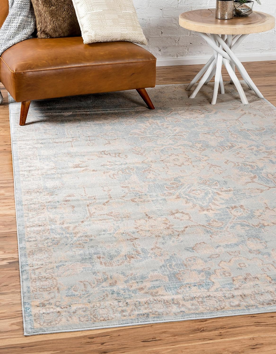Unique Loom Paris Collection – Alfombra tradicional envejecida en tonos pastel azul claro (5 pies x 8 pies)