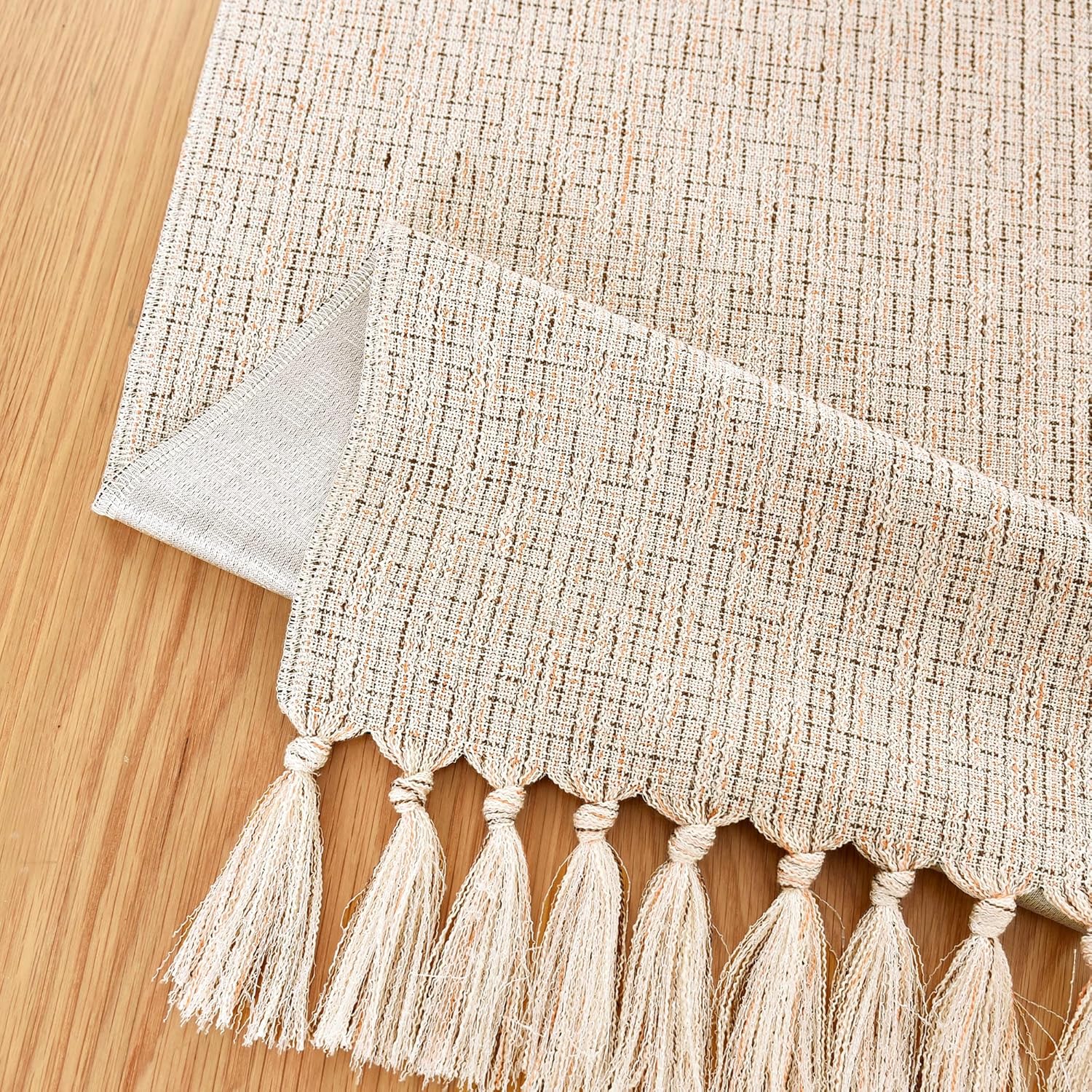 Camino de mesa rústico con borlas hechas a mano, estilo bohemio, granja, color beige, 72 pulgadas de largo, arpillera de lino, tejido, mesa