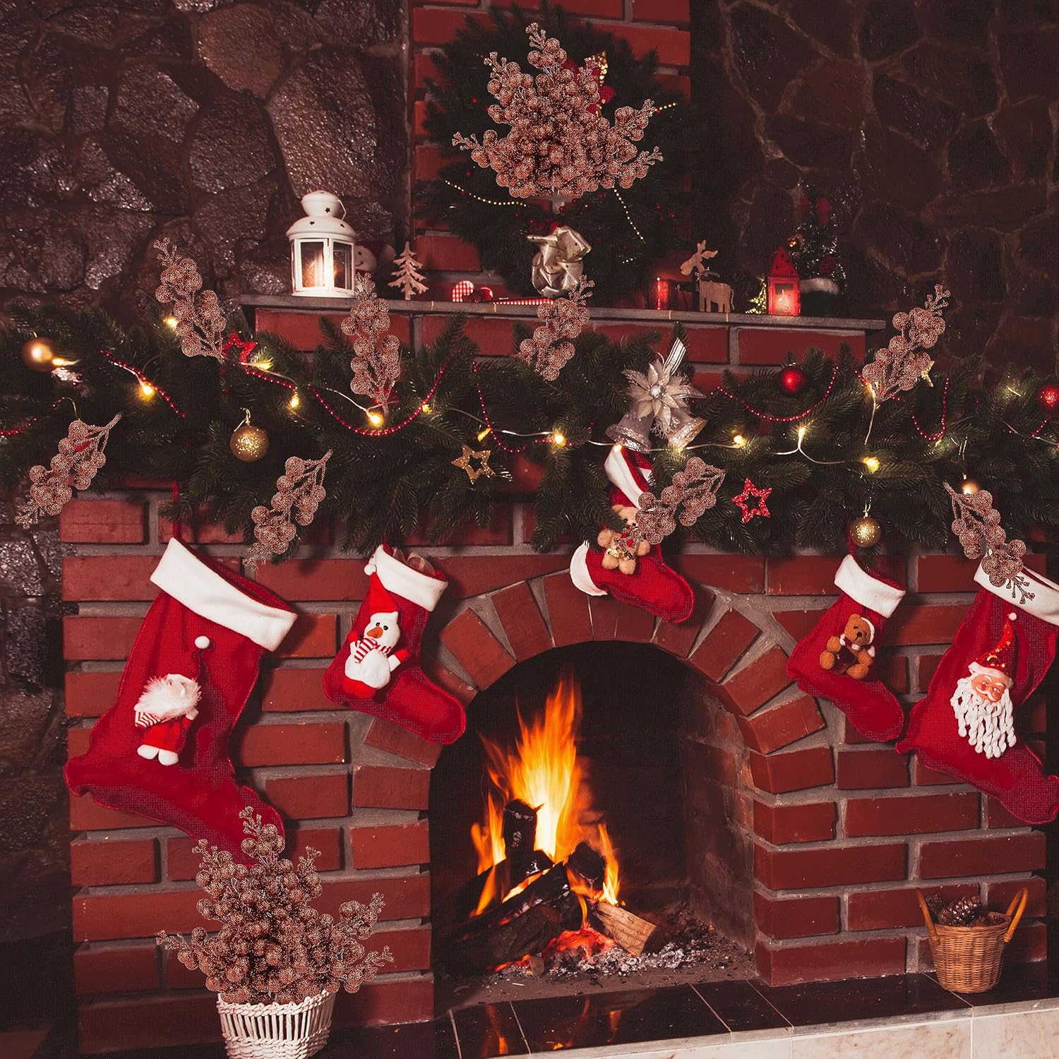 12 piezas de bayas de Navidad, tallos artificiales de bayas rojas con purpurina de 9 pulgadas, púas de Navidad, bayas rojas para árbol de Navidad,