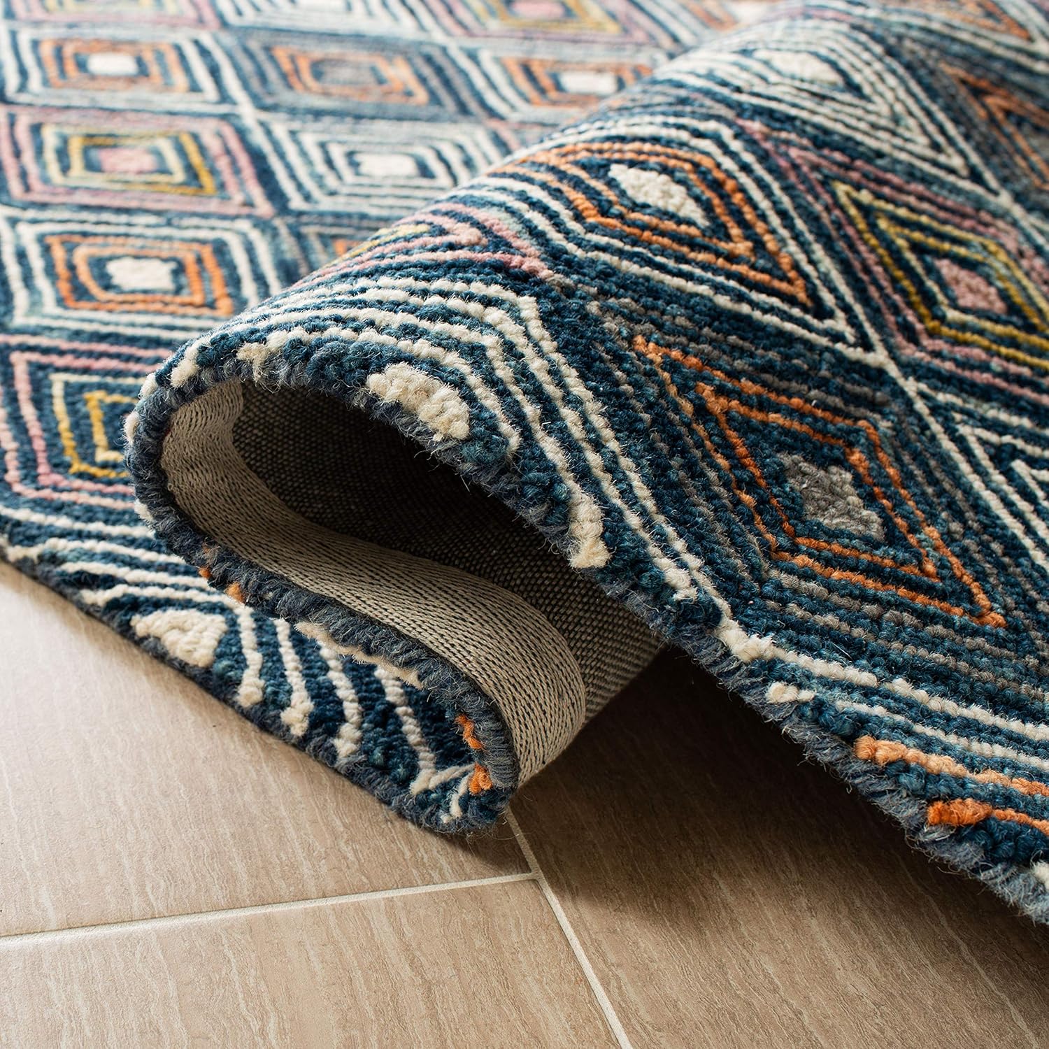 SAFAVIEH Aspen Collection – Alfombra decorativa de 4 x 6 pies, color azul y dorado, hecha a mano, lana bohemia, ideal para zonas de alto tráfico en