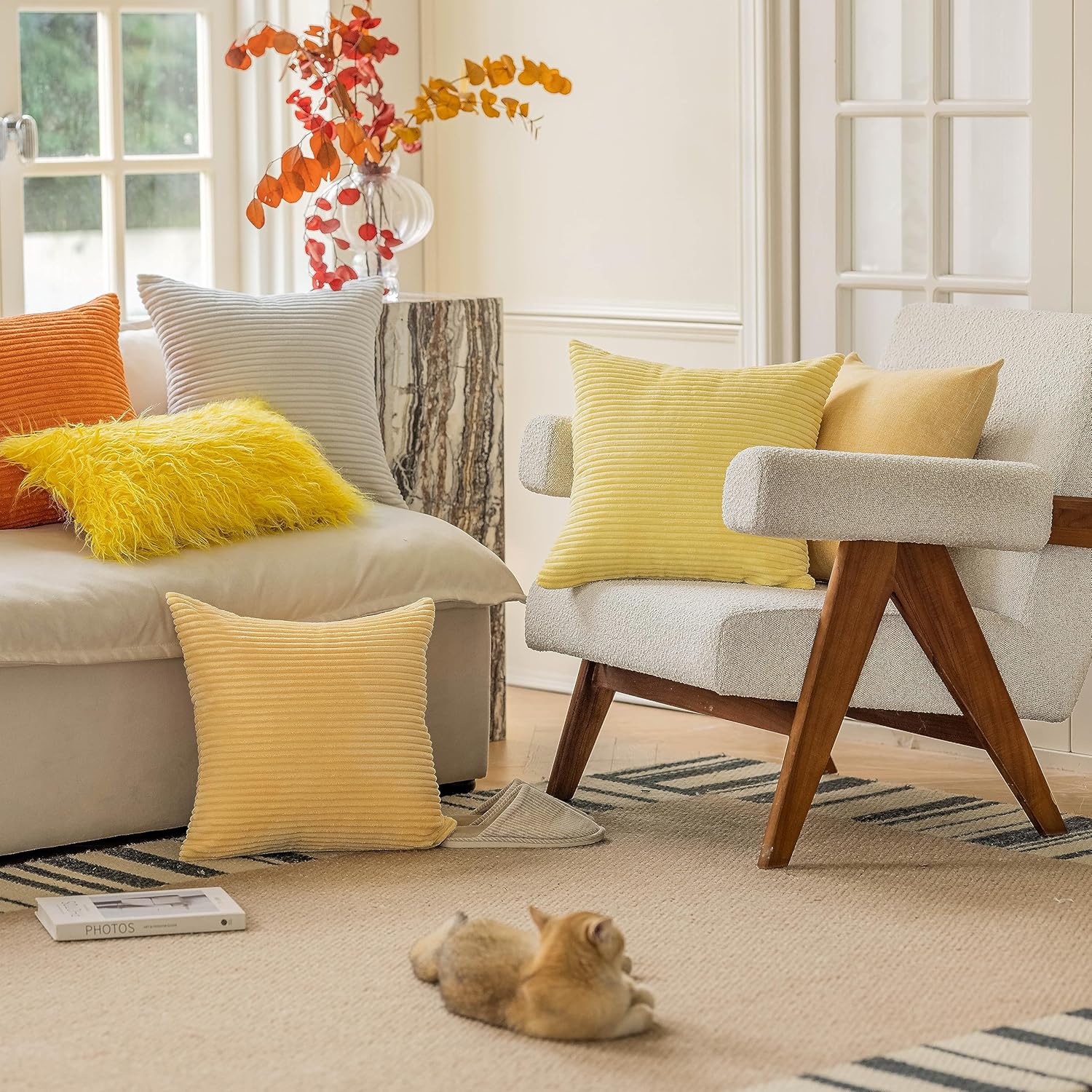 Home Brilliant Juego de 2 fundas de almohada amarillas decorativas de verano de pana a rayas de terciopelo de felpa para sofá. 18 x 18 pulgadas,