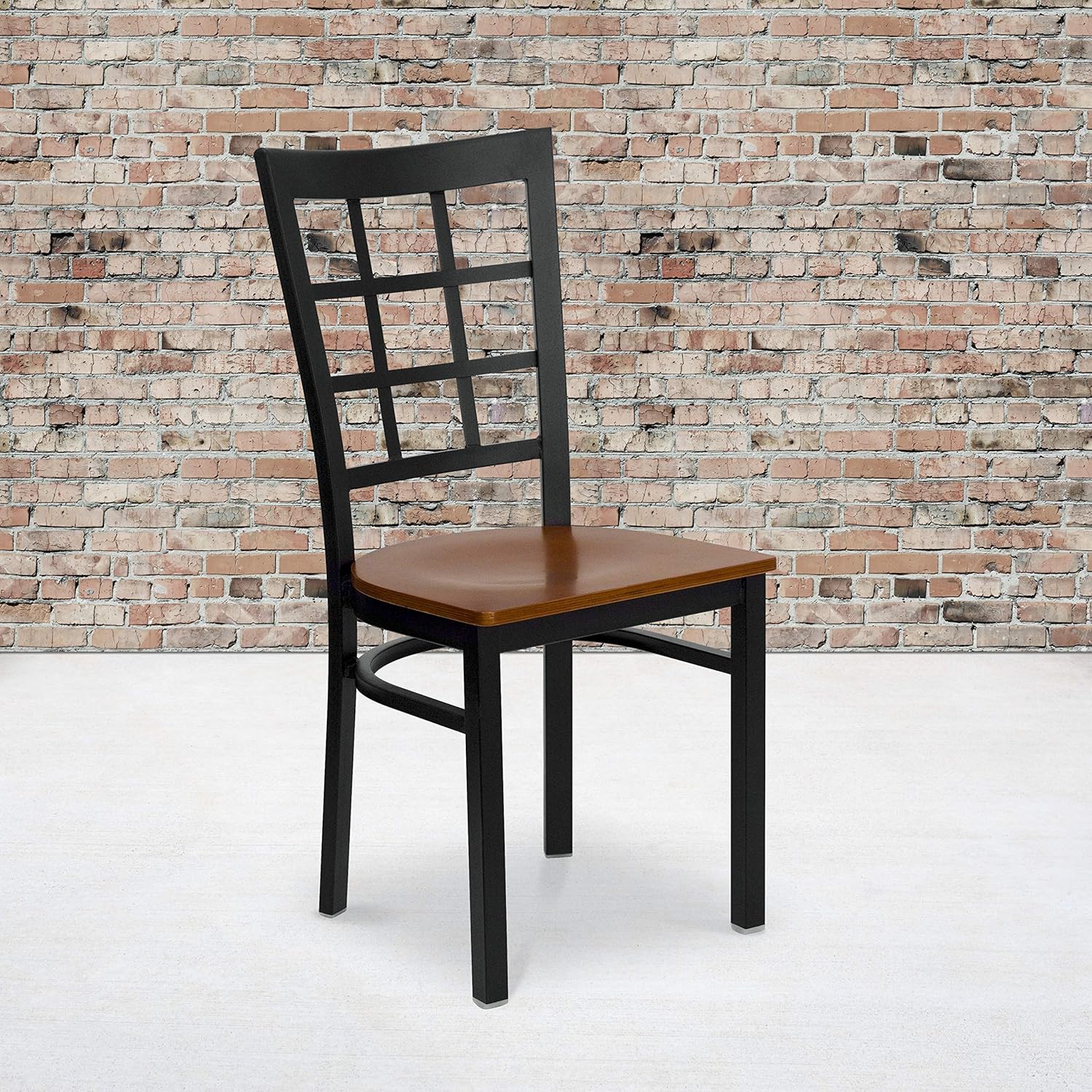 Flash Furniture HERCULES Series Silla de restaurante de metal con ventana trasera negra – Asiento de madera de cerezo